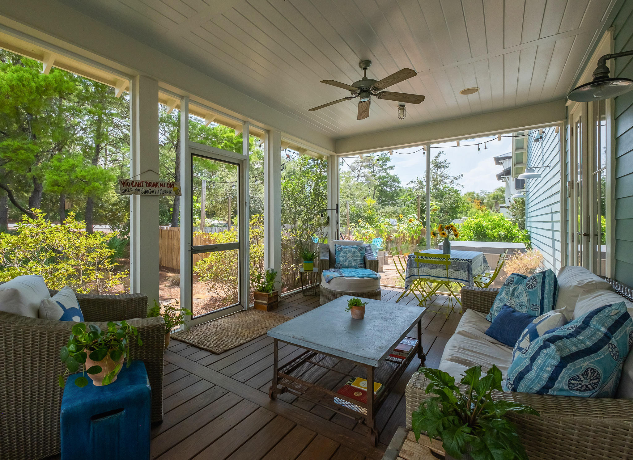 SEAGROVE VILLAGE 6TH ADD - Residential
