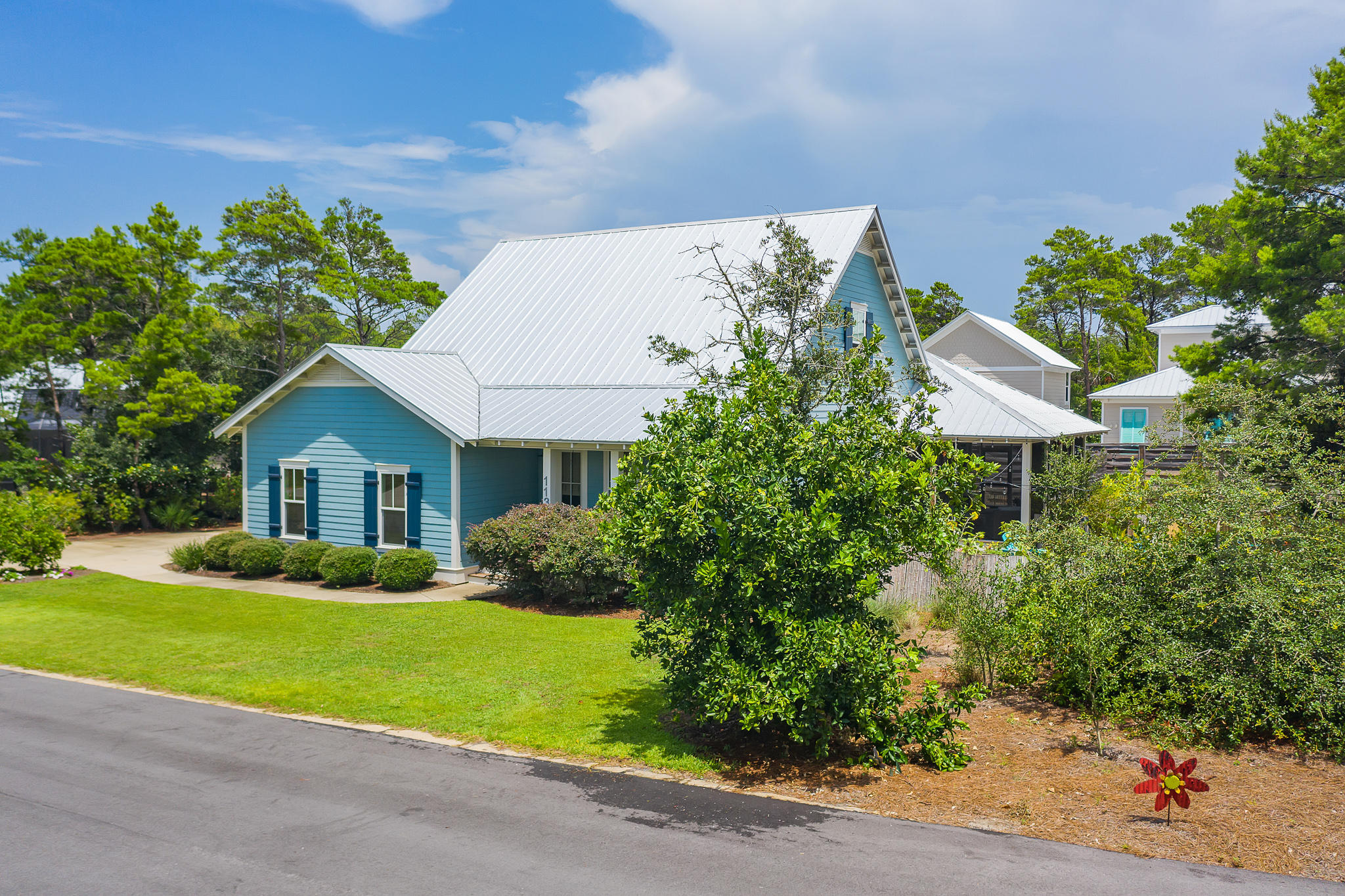 SEAGROVE VILLAGE 6TH ADD - Residential