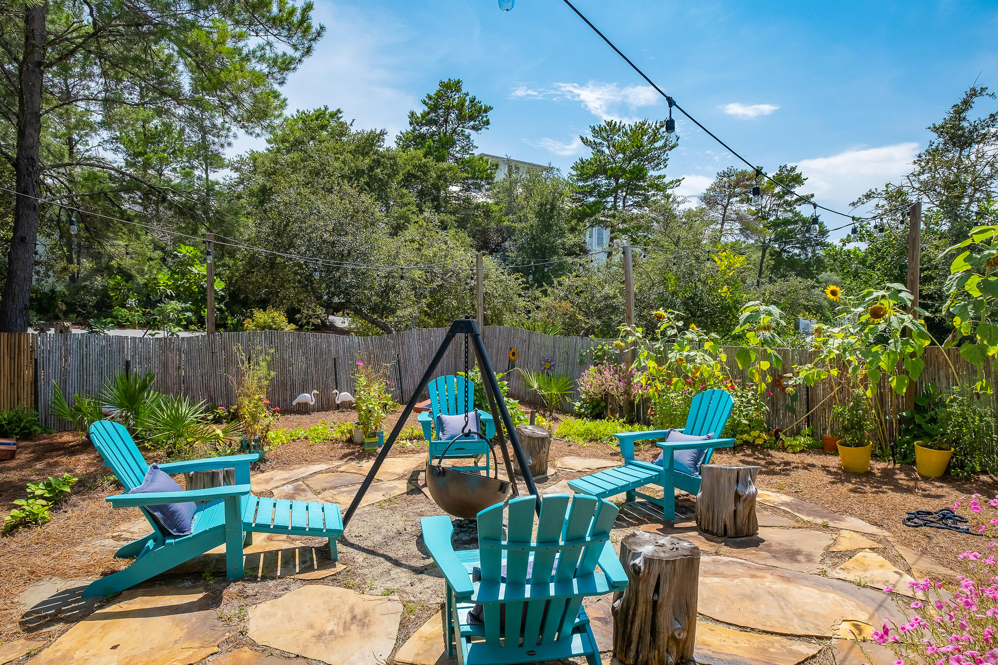 SEAGROVE VILLAGE 6TH ADD - Residential