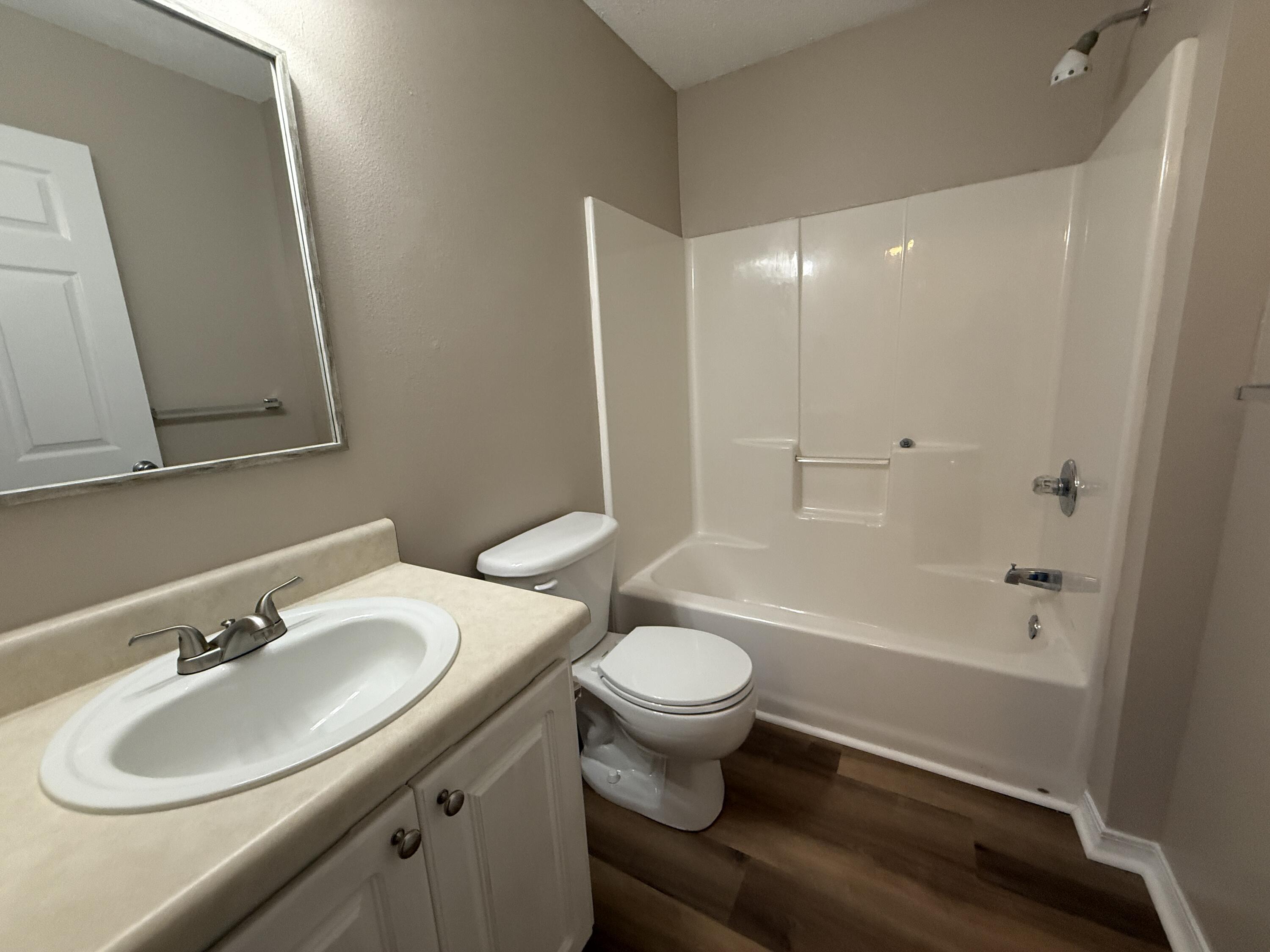 REDSTONE ESTATES - Residential Lease