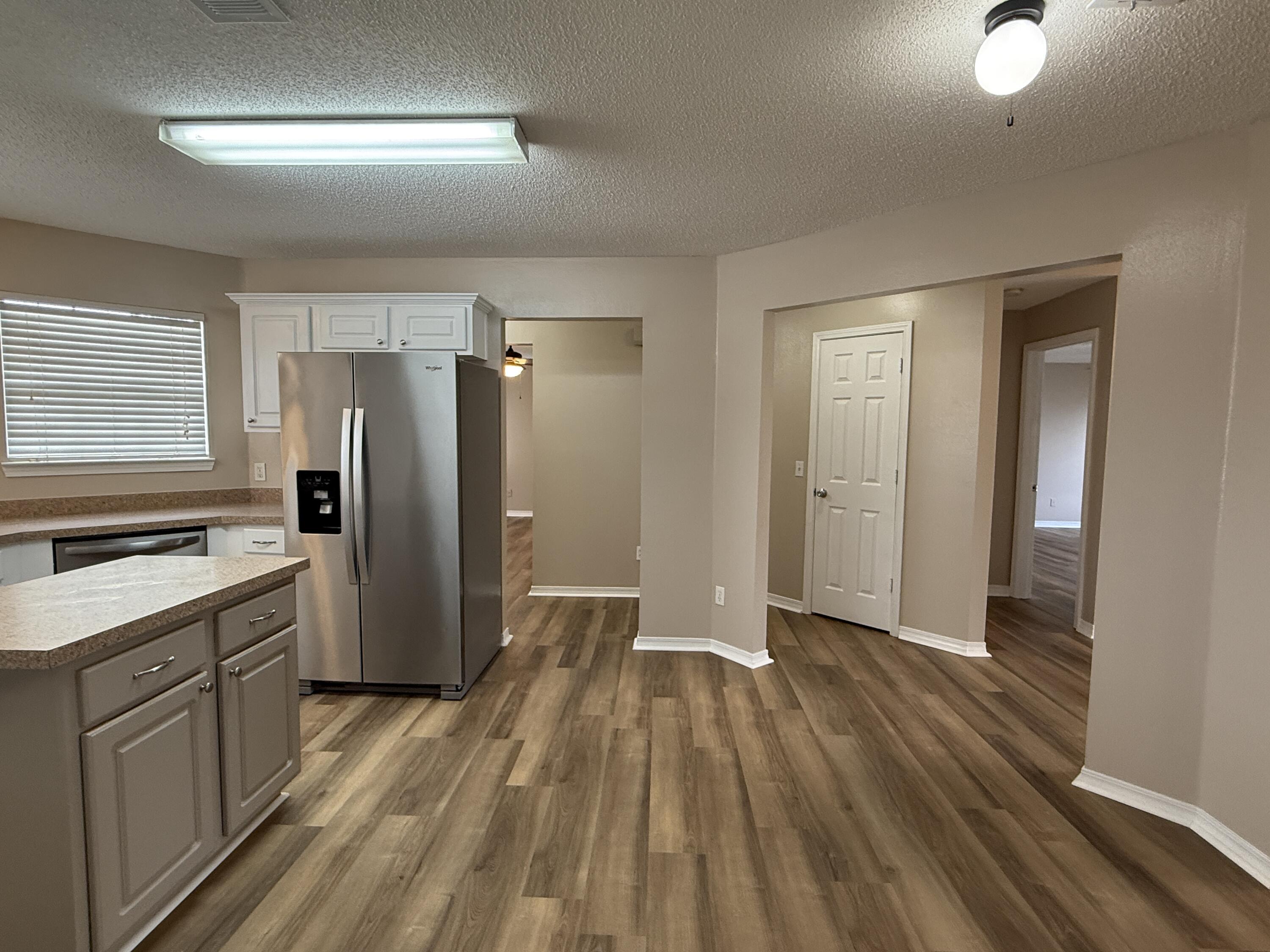 REDSTONE ESTATES - Residential Lease