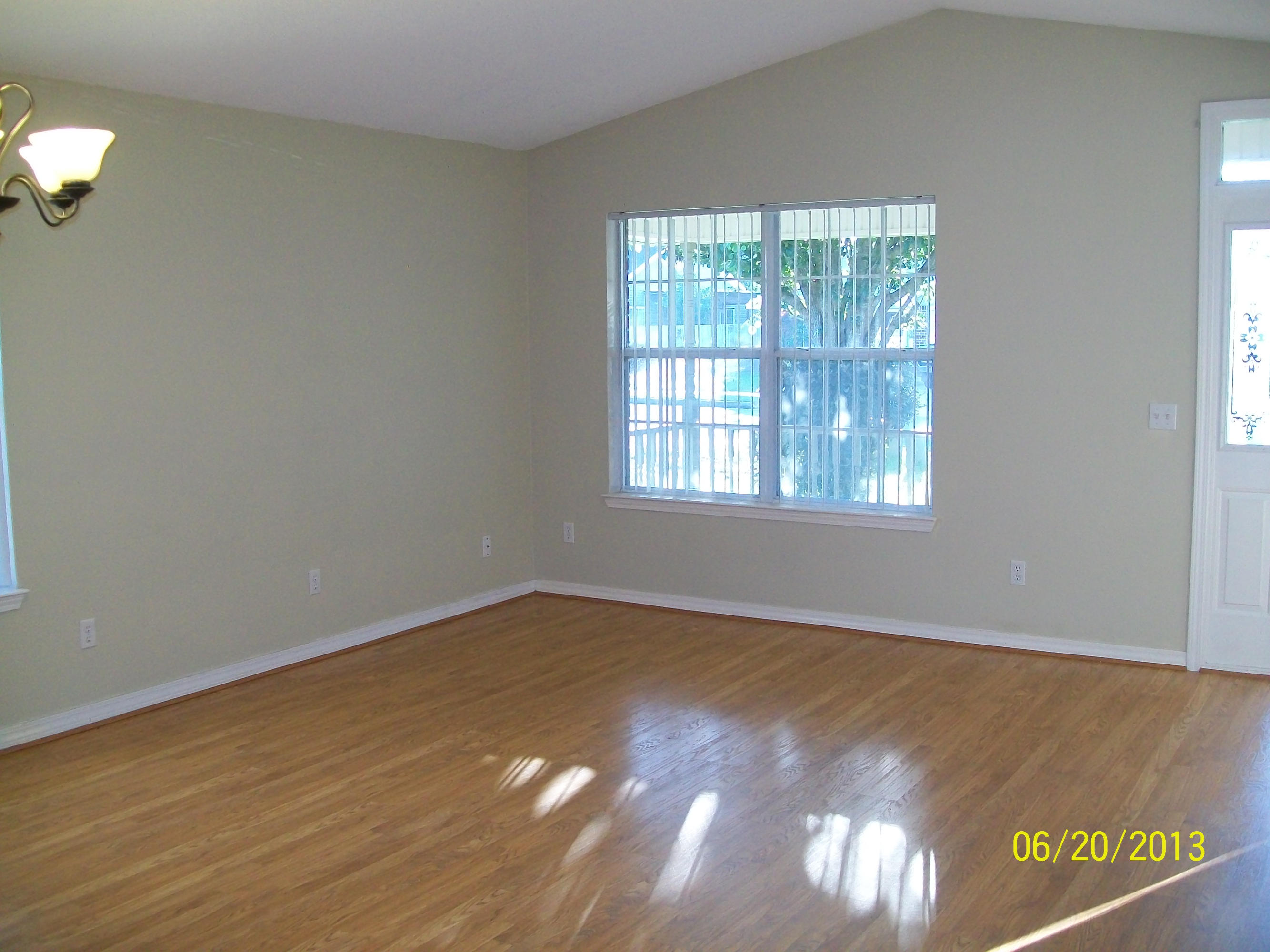 EMERALD VILLAGE S/D - Residential Lease