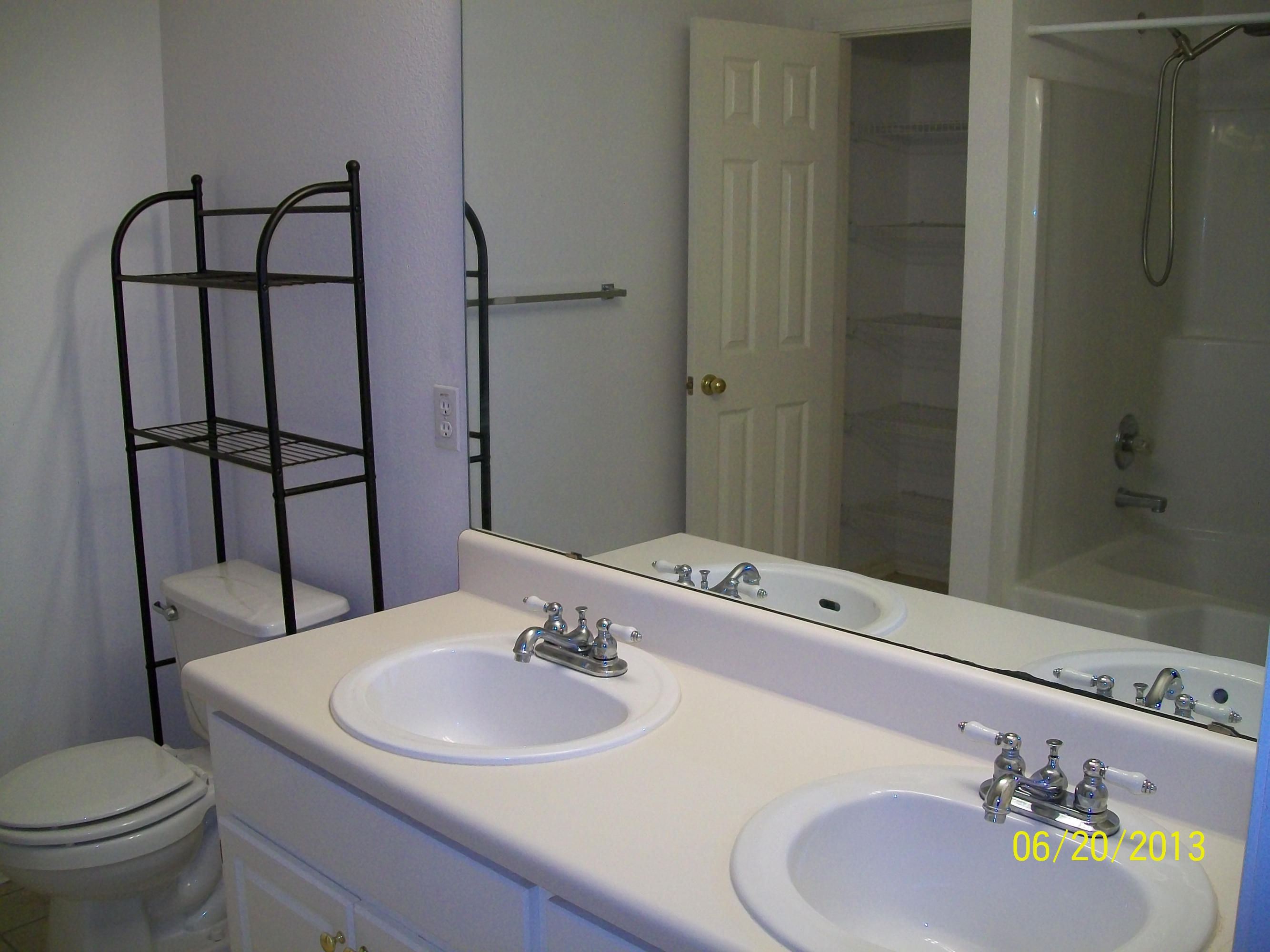 EMERALD VILLAGE S/D - Residential Lease