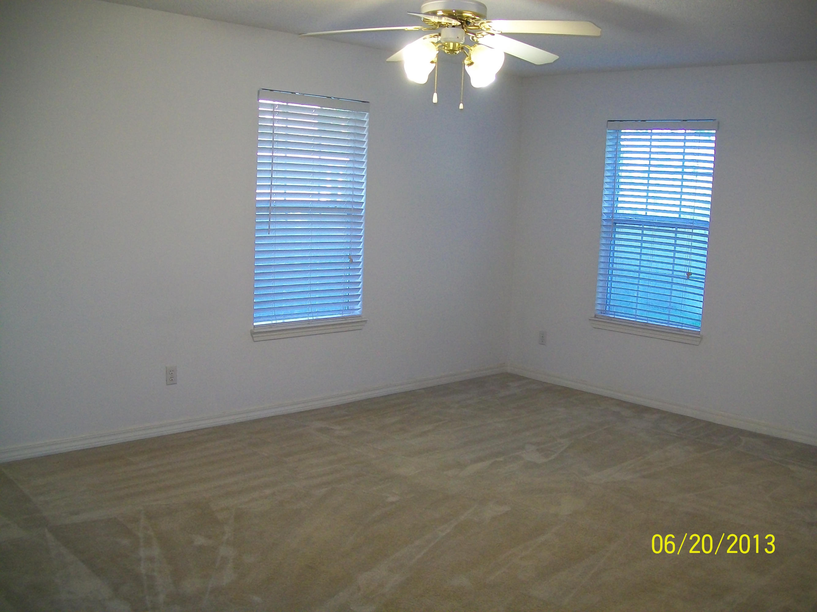 EMERALD VILLAGE S/D - Residential Lease