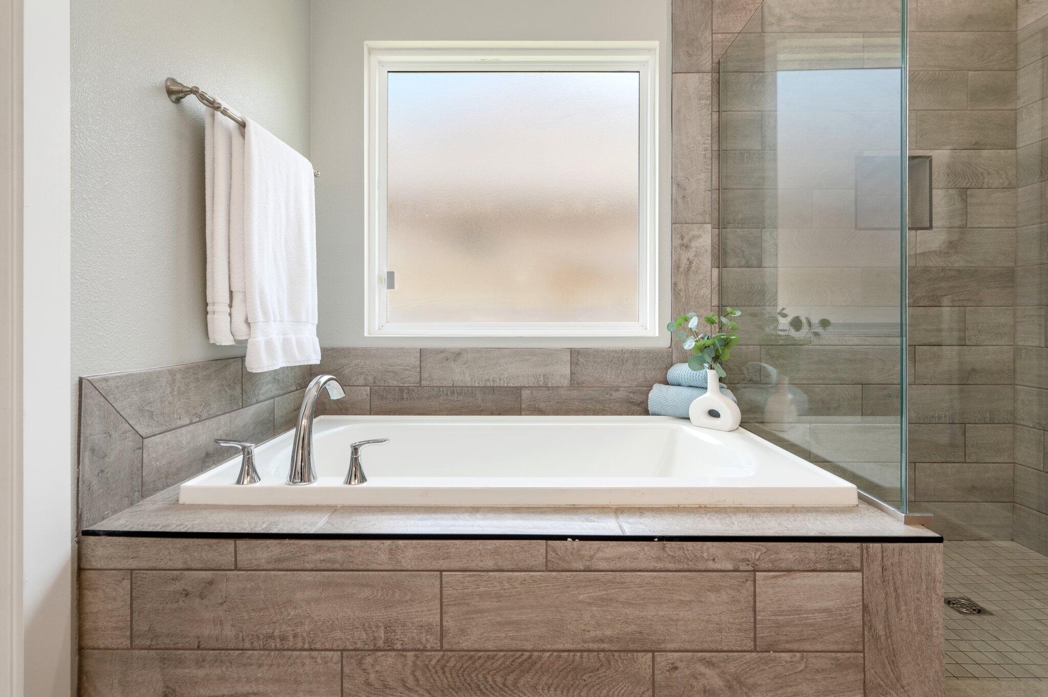 Nature's Cove - Residential