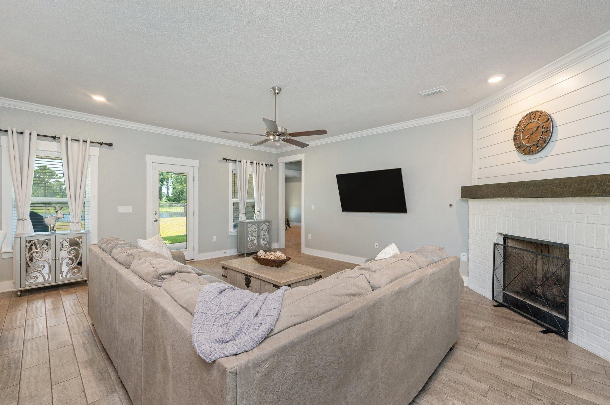 Nature's Cove - Residential