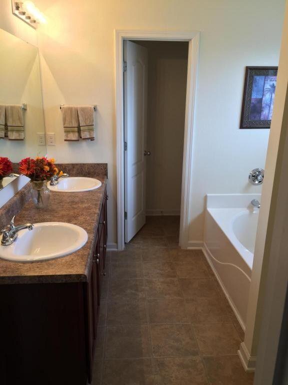 PROMISE CREEK - Residential