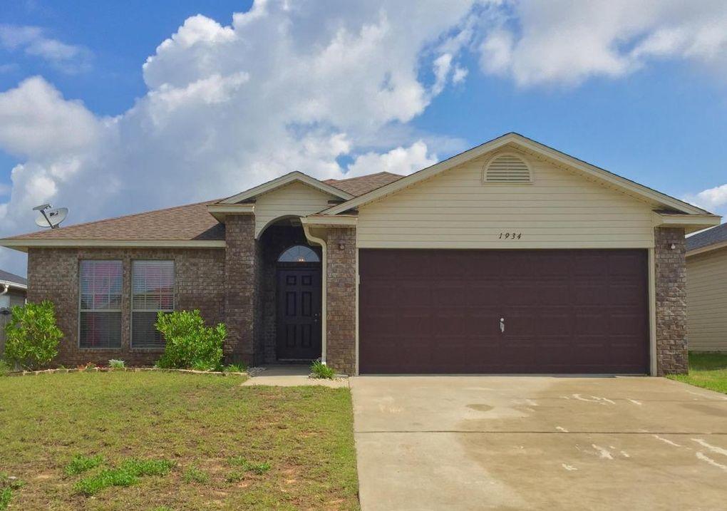 Beautifully maintained home, in the desirable Promise Creek neighborhood! New Pics coming Monday. There is no more carpet and all floors are tile and LPV. This popular split floor plan has 3 bedrooms, 2 baths, and a large living room that is open to the kitchen and dining area. Stainless appliances, upgraded cabinetry, granite countertops and a huge breakfast bar make this kitchen a showpiece for entertaining. Double doors lead to the oversized master bedroom and attached master bath, which boasts a huge walk-in closet, double bowl vanity, separate large soaker tub and glass-door shower. The fully fenced backyard has a covered porch, as well as a paver walkway and additional patio sitting area.