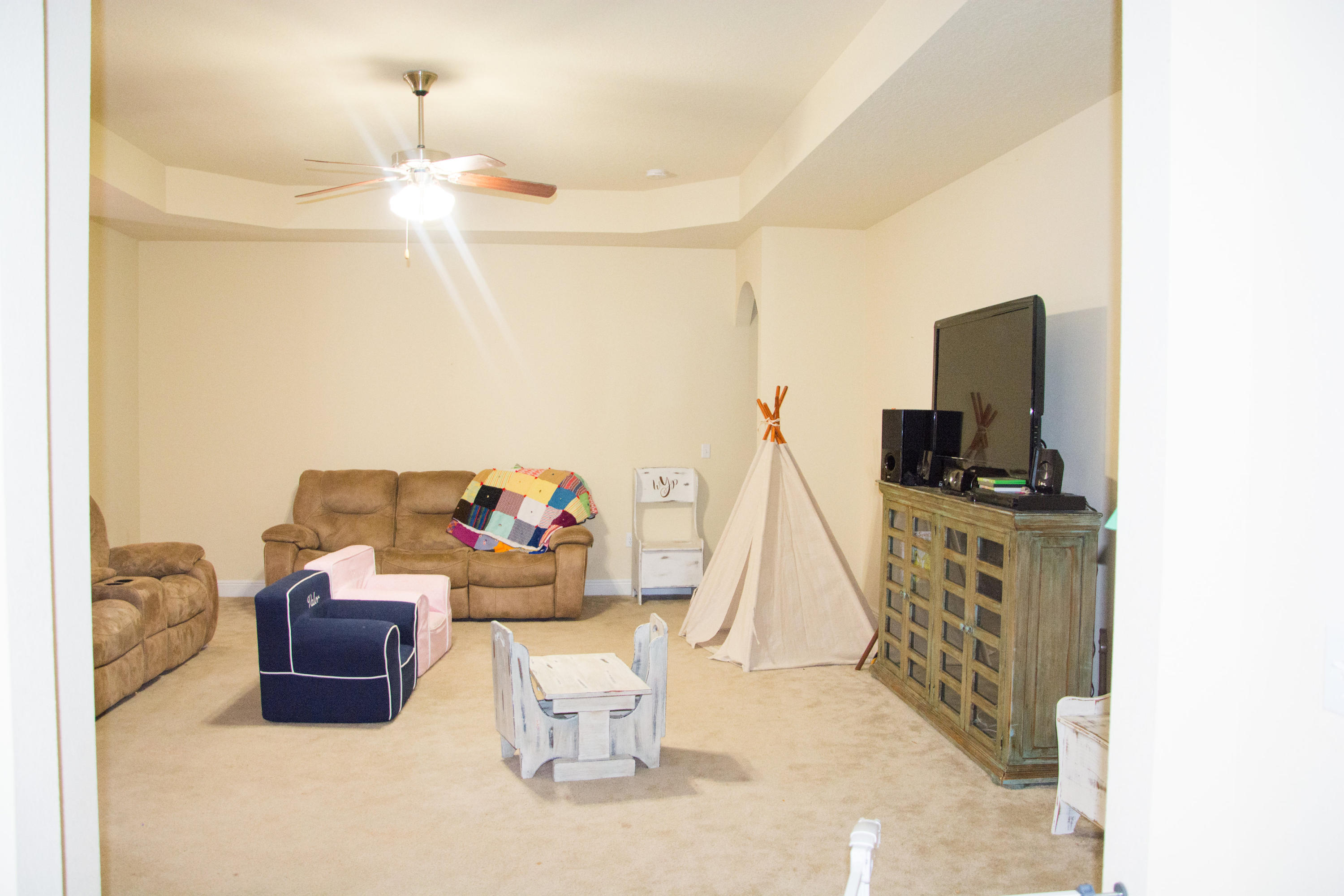 HAMMOCK BAY - Residential Lease