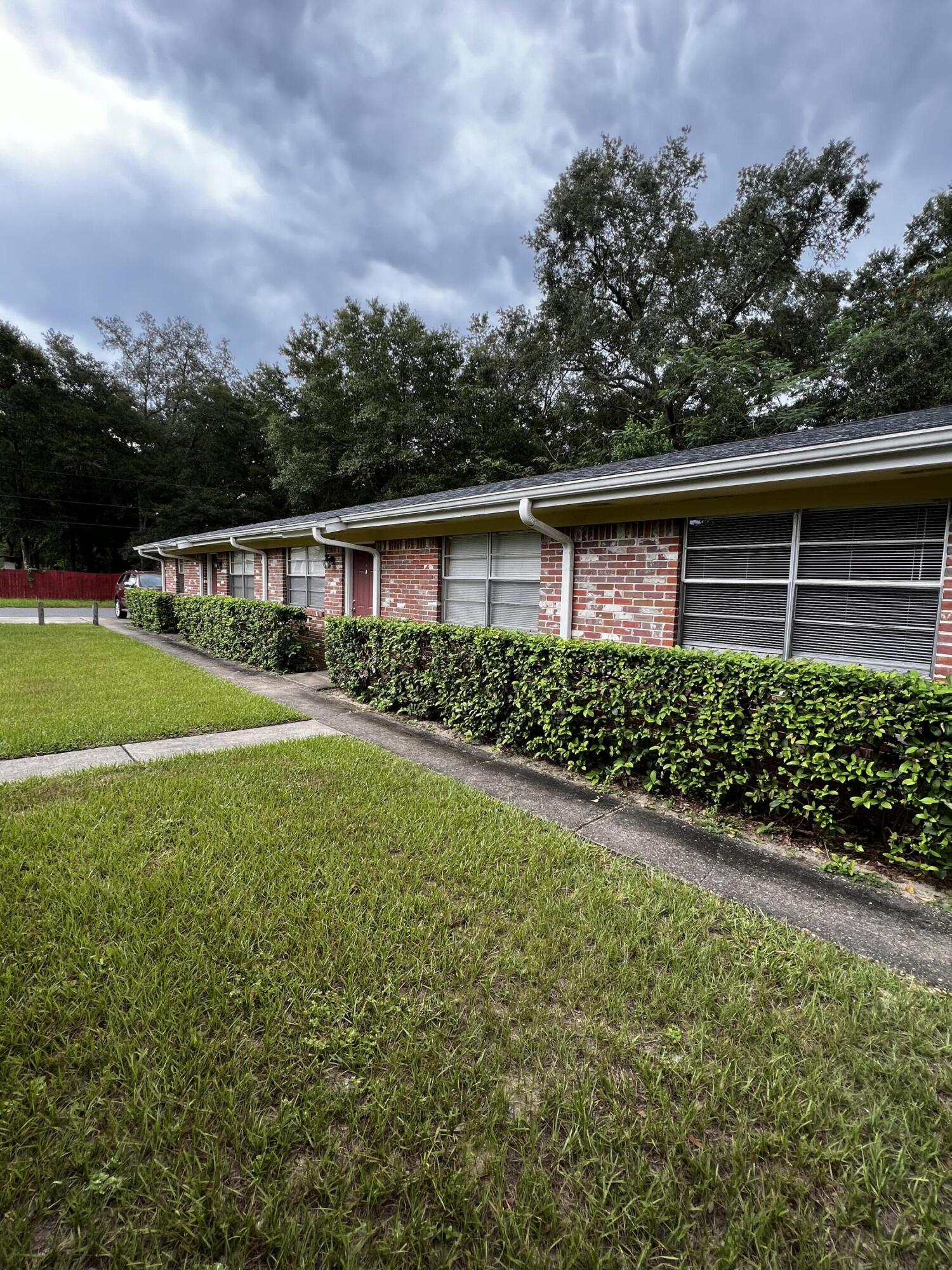 HICKORY - Residential Lease