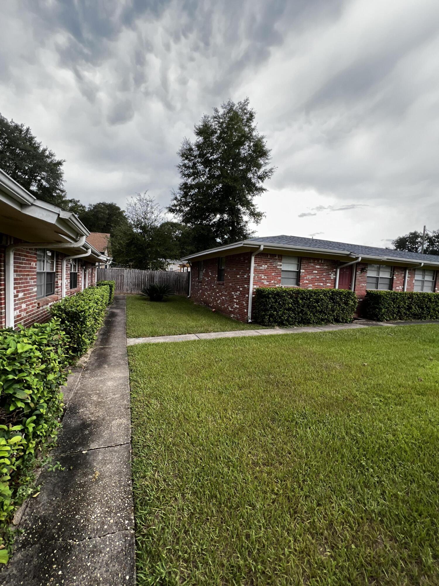 HICKORY - Residential Lease