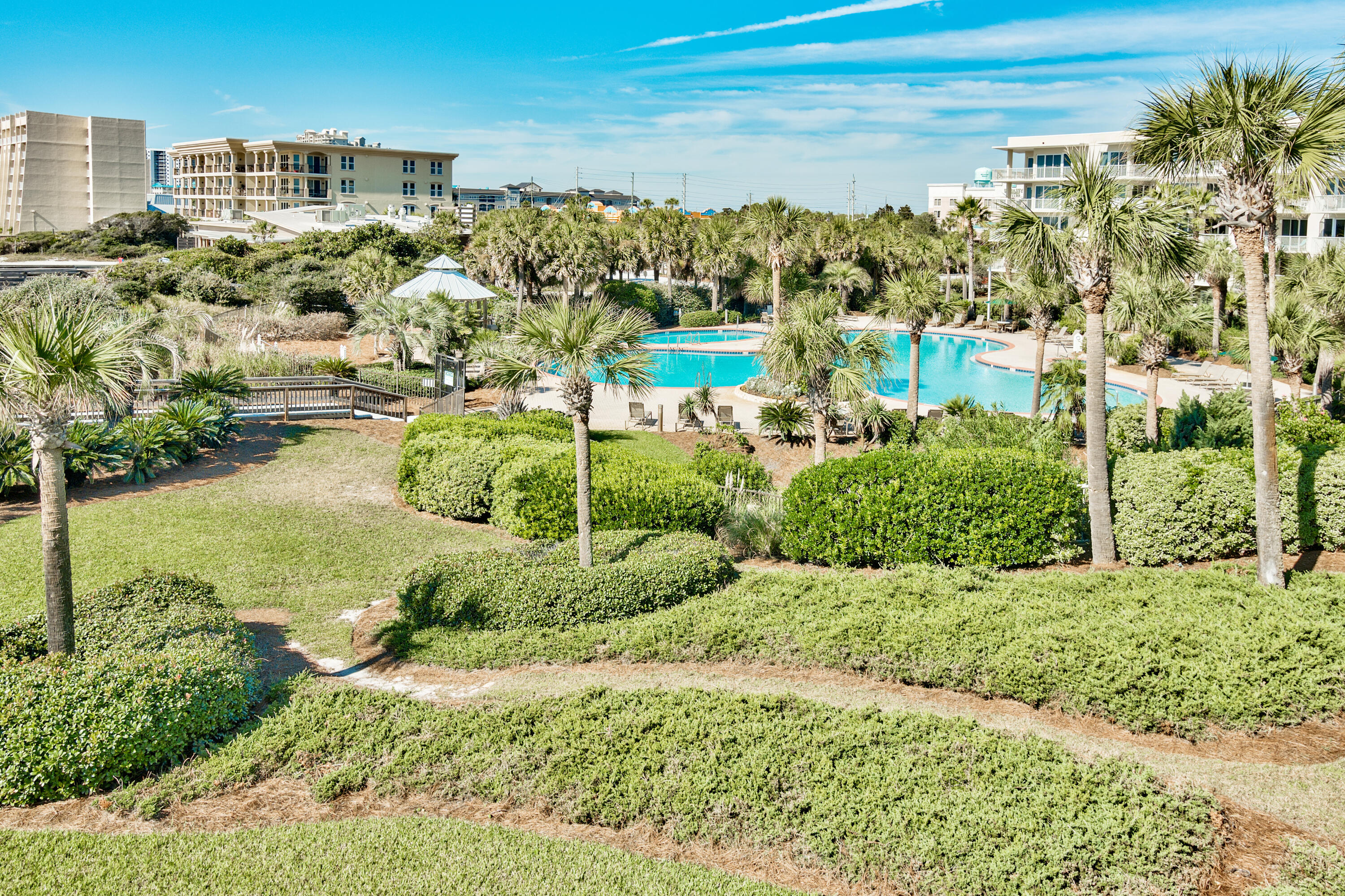 CRESCENT AT MIRAMAR BEACH THE - Residential