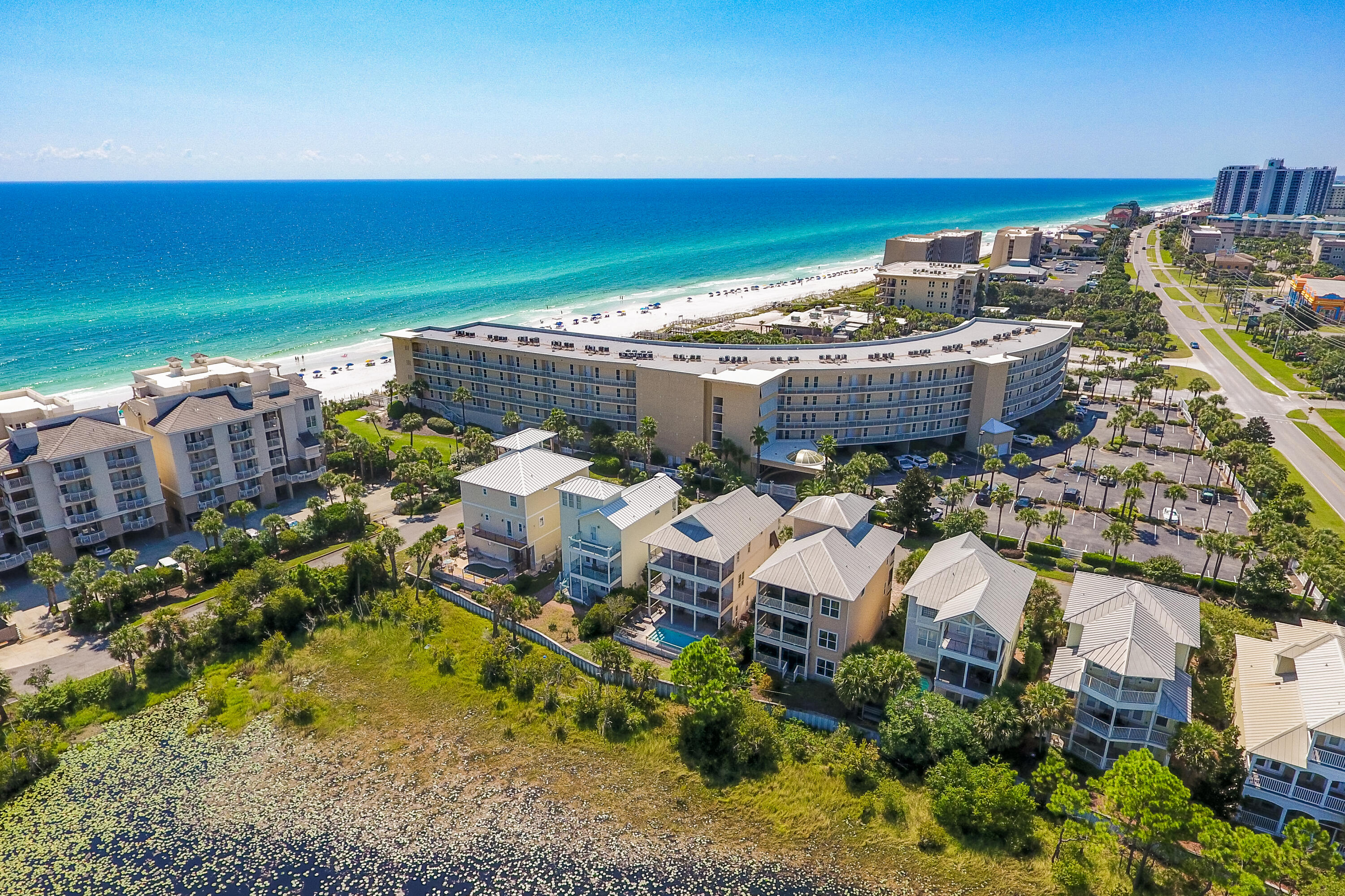 CRESCENT AT MIRAMAR BEACH THE - Residential