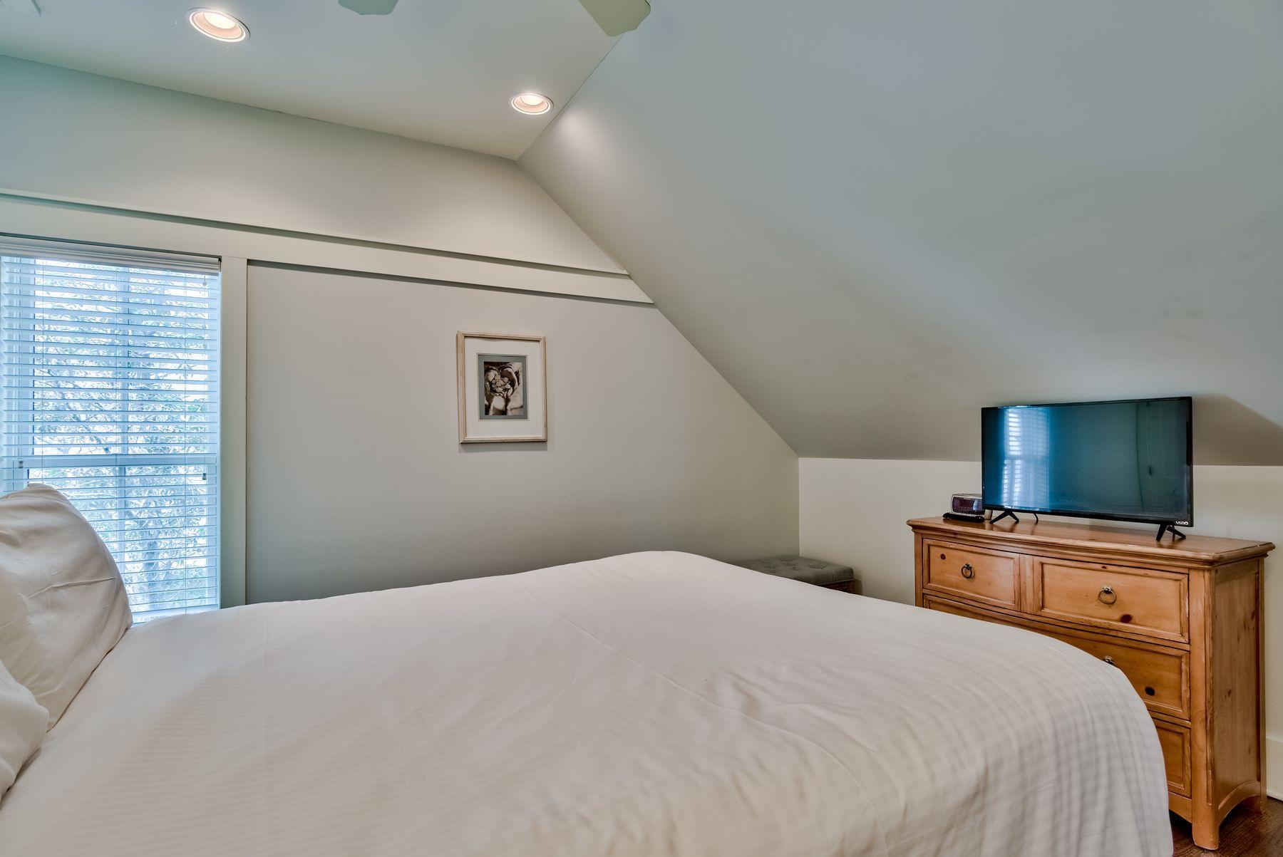 WATERCOLOR - Residential