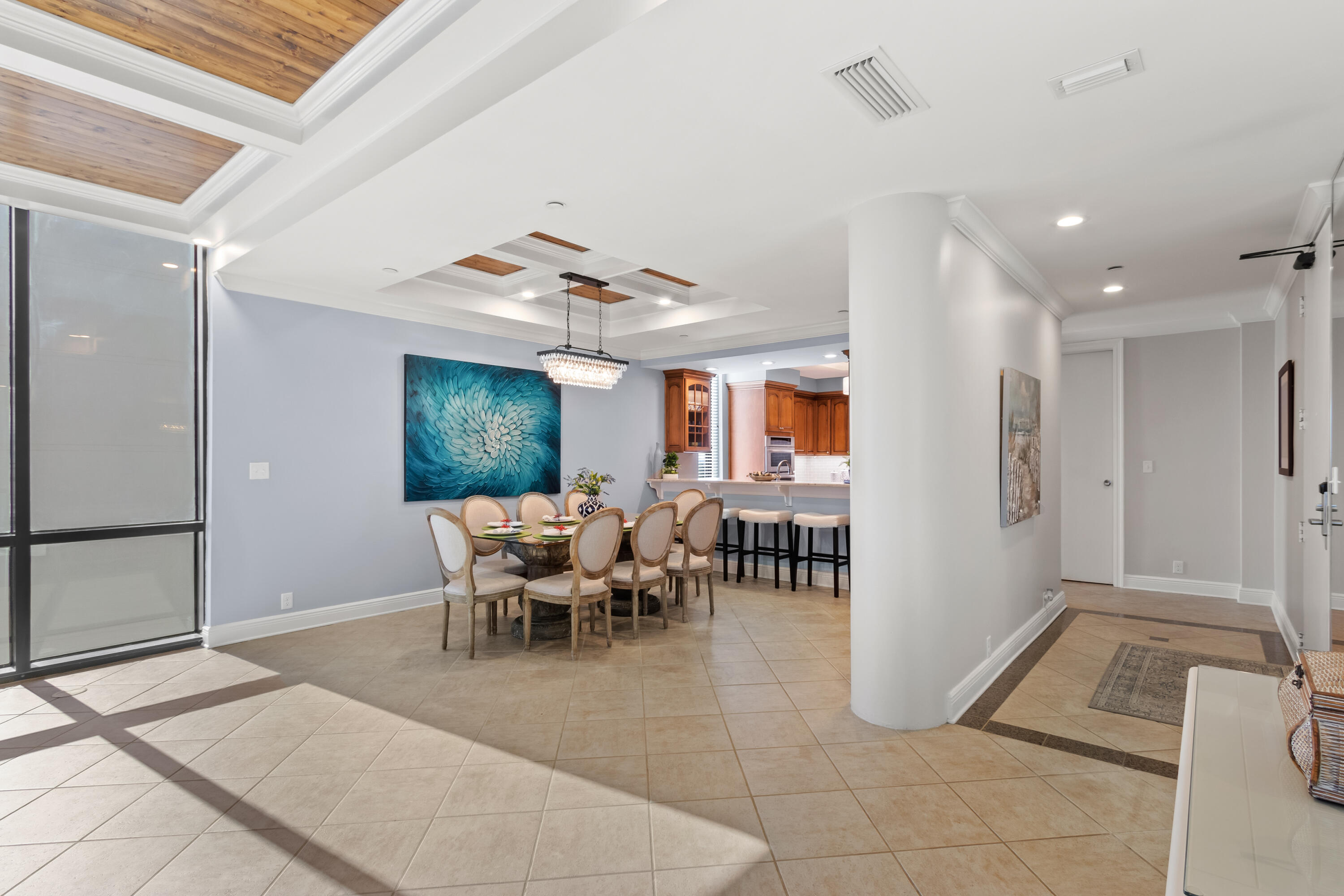 EMERALD TOWERS CONDOMINIUM - Residential