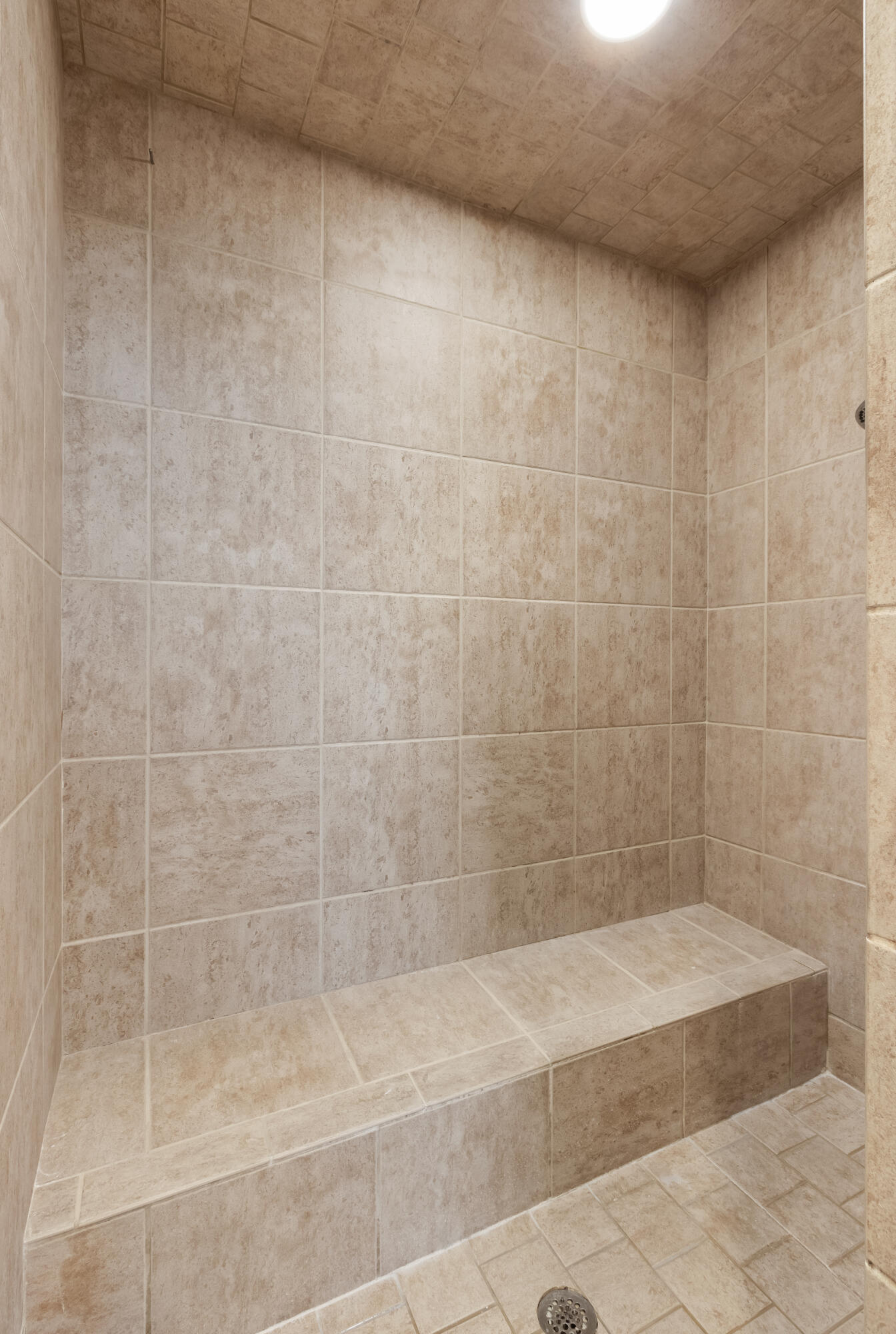 EMERALD TOWERS CONDOMINIUM - Residential