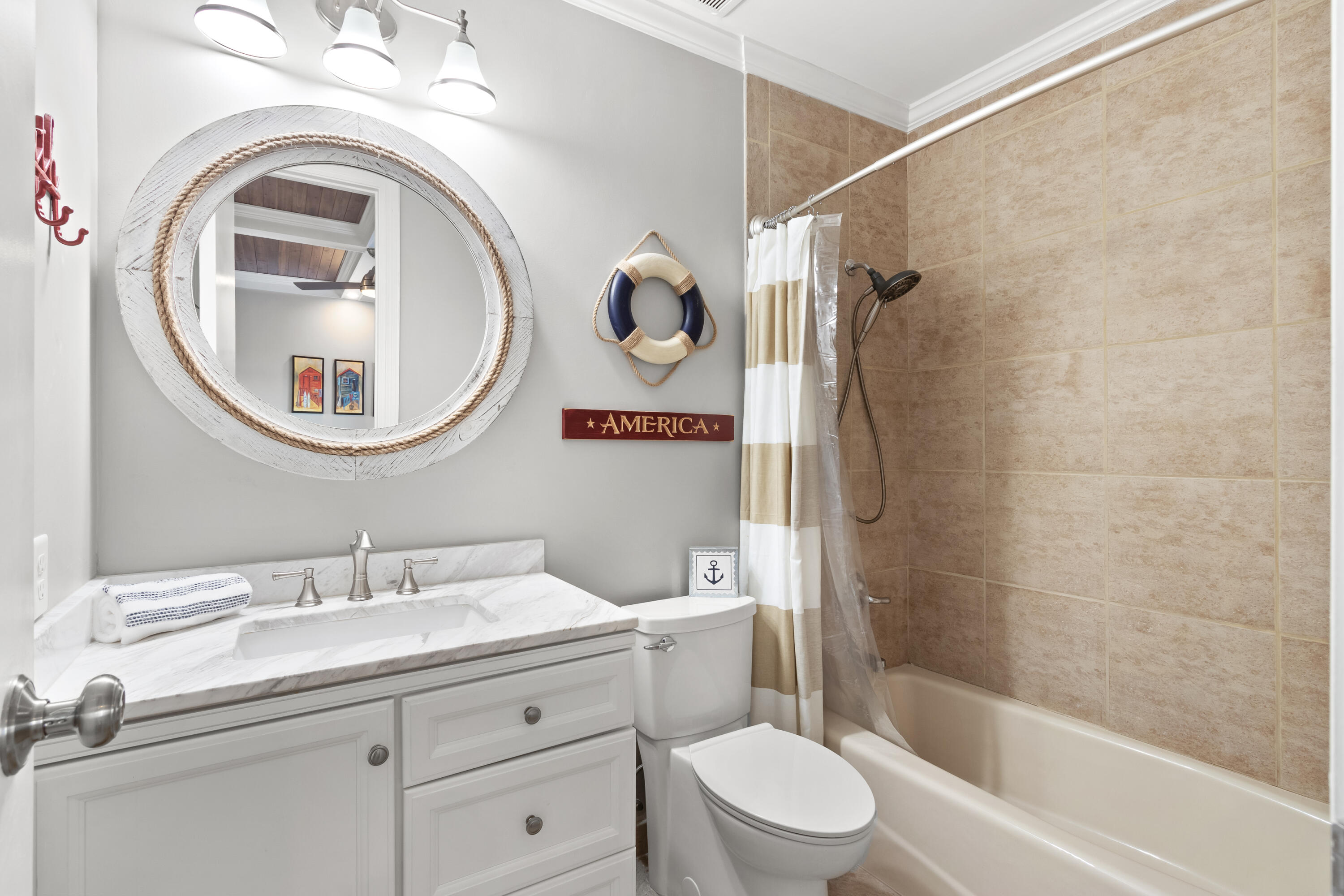EMERALD TOWERS CONDOMINIUM - Residential
