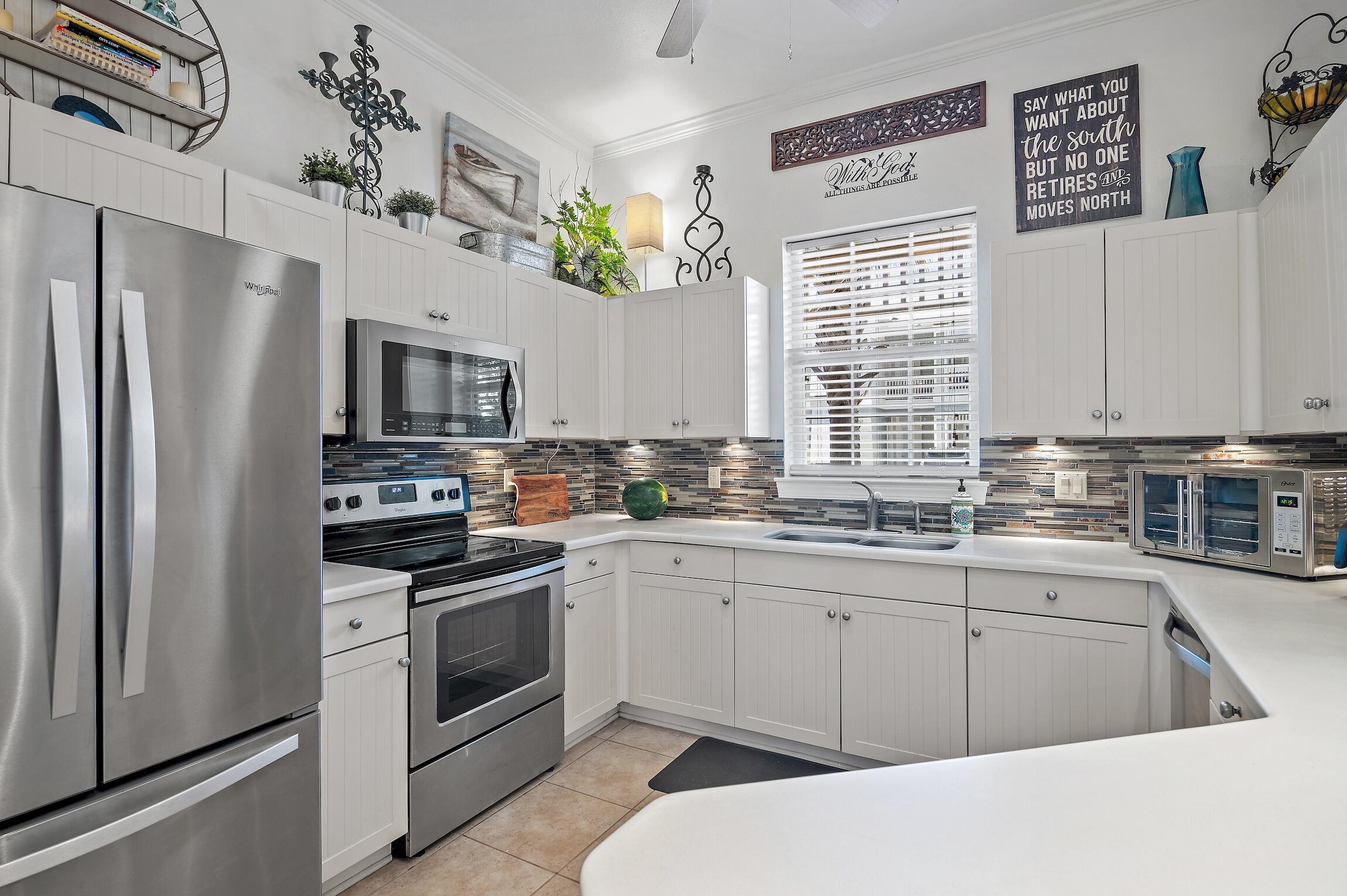CRYSTAL COVE - Residential
