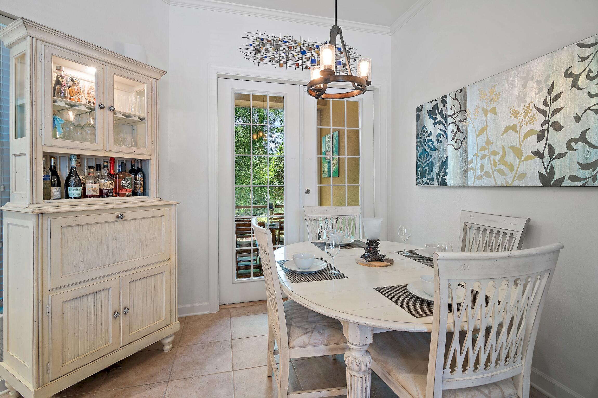 CRYSTAL COVE - Residential