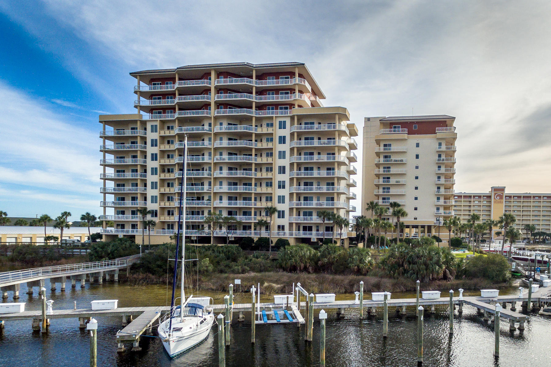 HARBOR LANDING - Residential