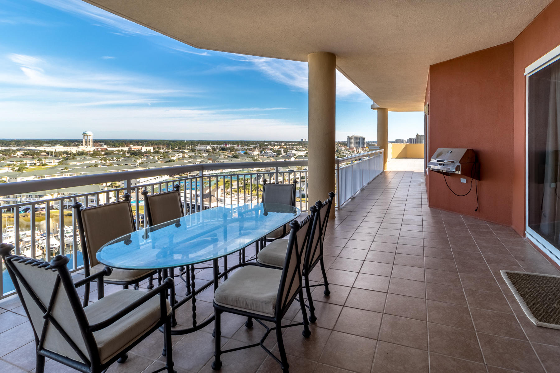 HARBOR LANDING - Residential
