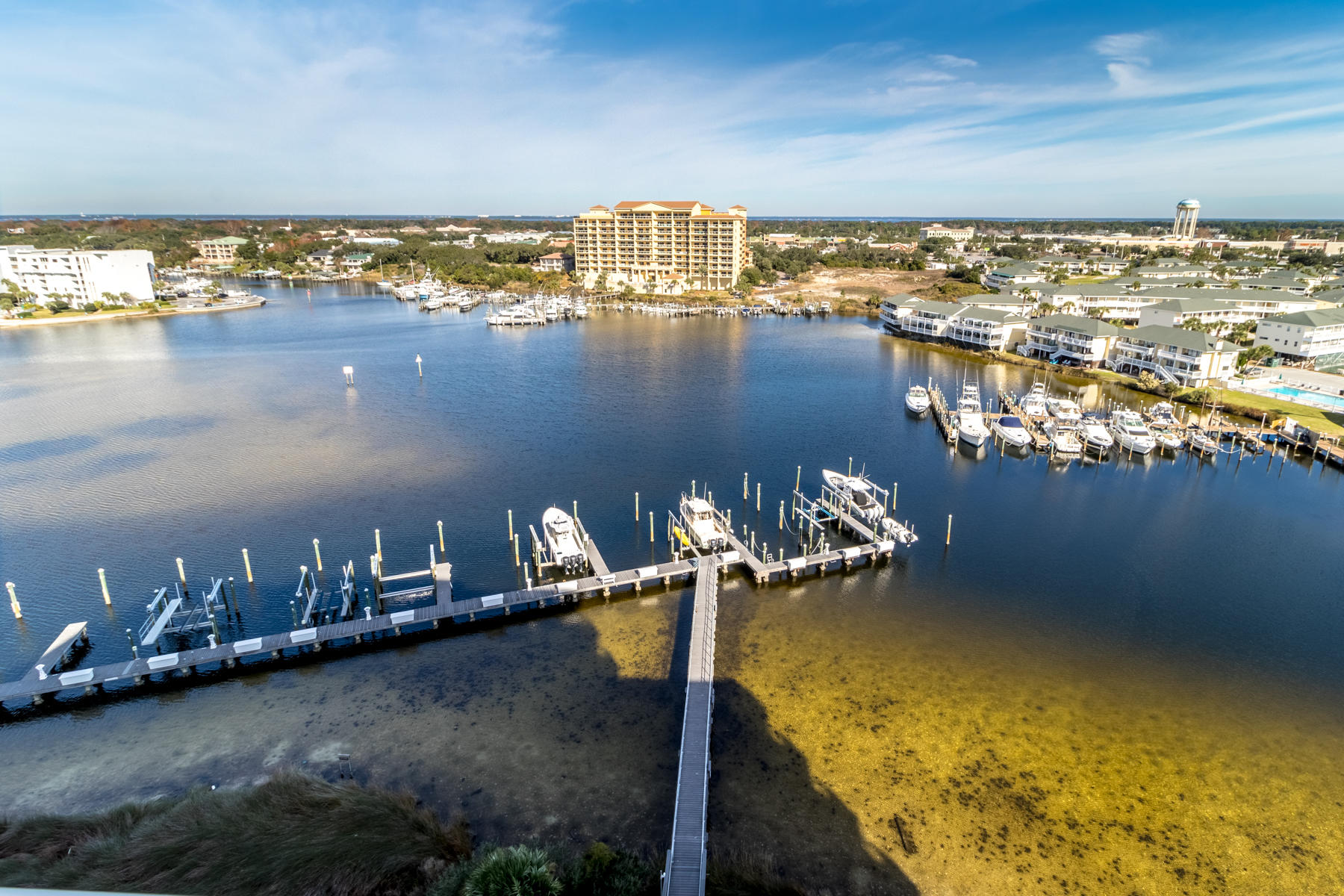 HARBOR LANDING - Residential