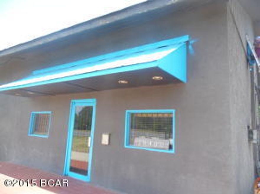 Incredible Location on Panama City Beach Pkwy. 78 Frontage on mainHighway. Great traffic count. thisproperty sits on the corner of Back beach road and N Wells St. This property consists of A 4000 sq ft warehouse with 2 roll doors; a separate office space & retail space 2 bathrooms;2 additional lots behind the warehouse one with a small block home. property also available for lease.2500 a month owner financing available with 2000 downLeasing potential $2000/2500 a month. the lease will not included the home. the tenant will pay 4 % brokerage fee the seller will pay on the purchase