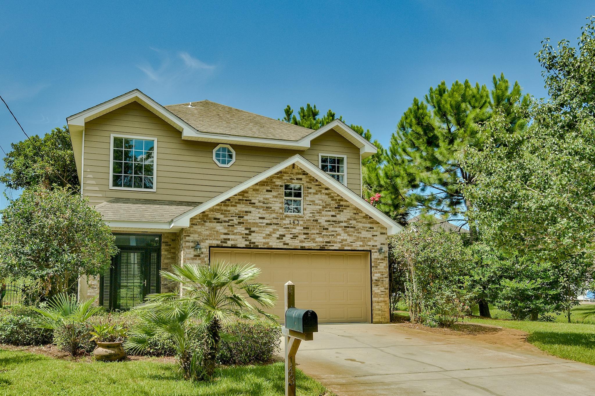 OLDE FLORIDA LAKES - Residential