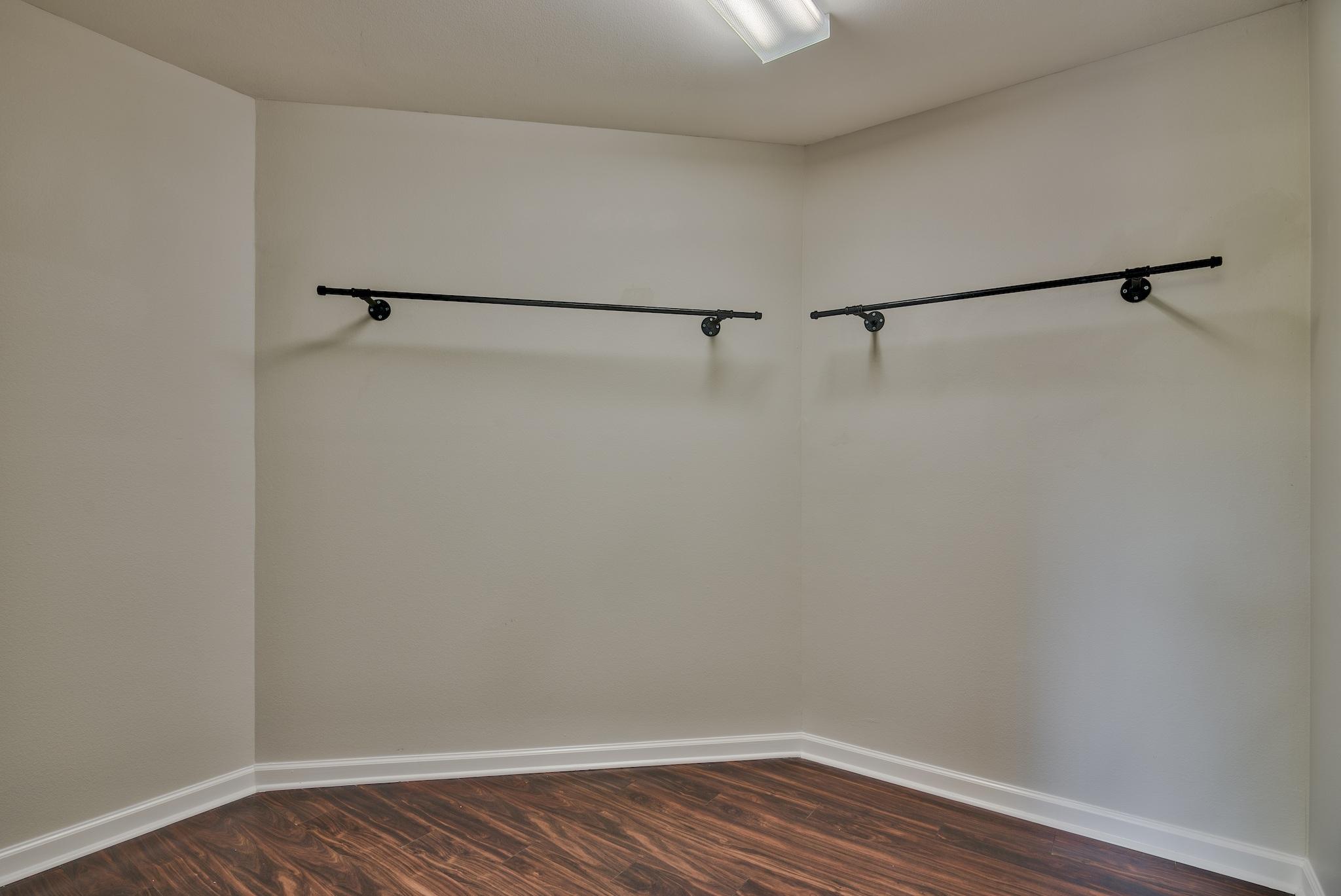 OLDE FLORIDA LAKES - Residential