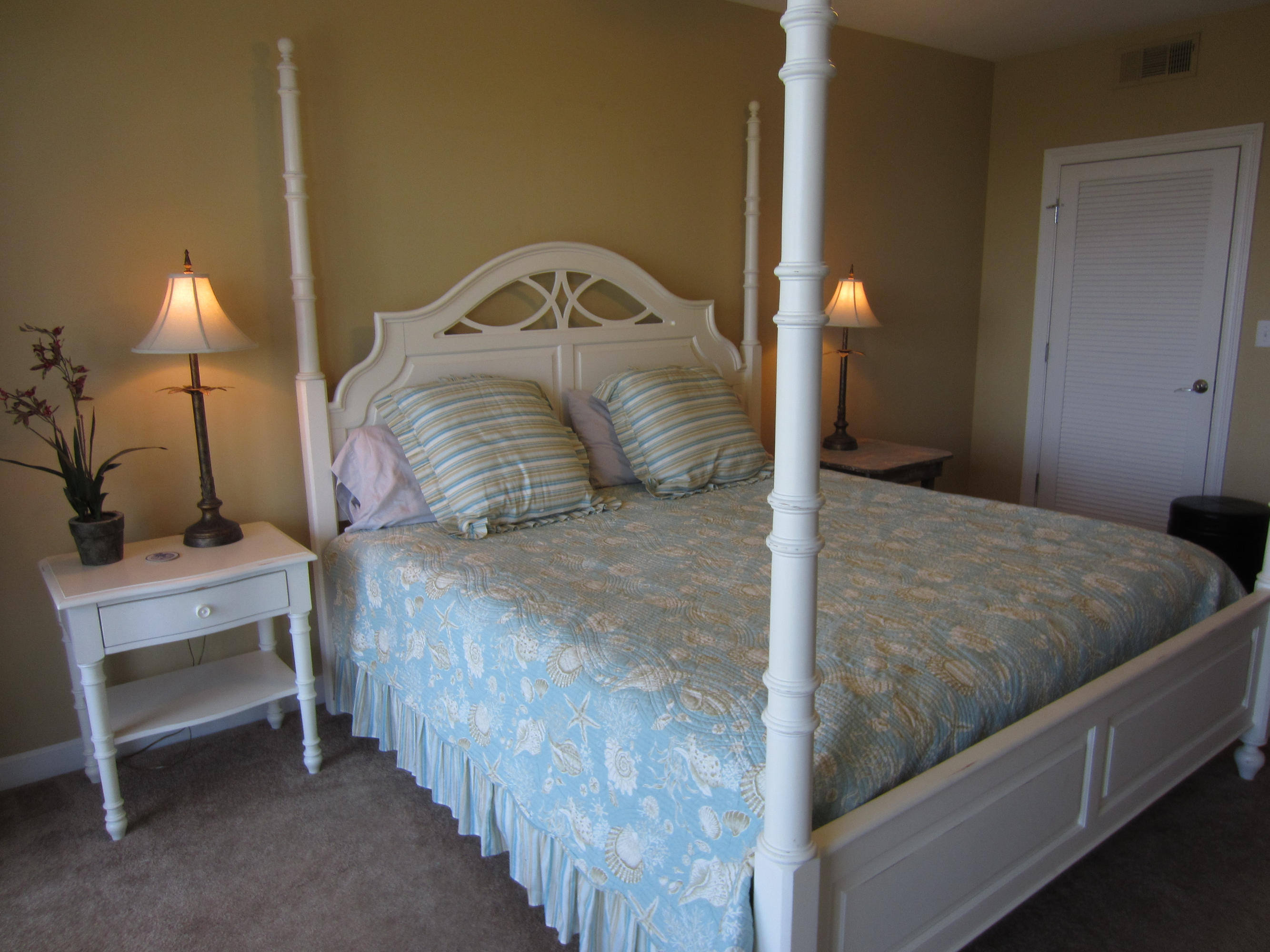 STERLING SHORES - Residential