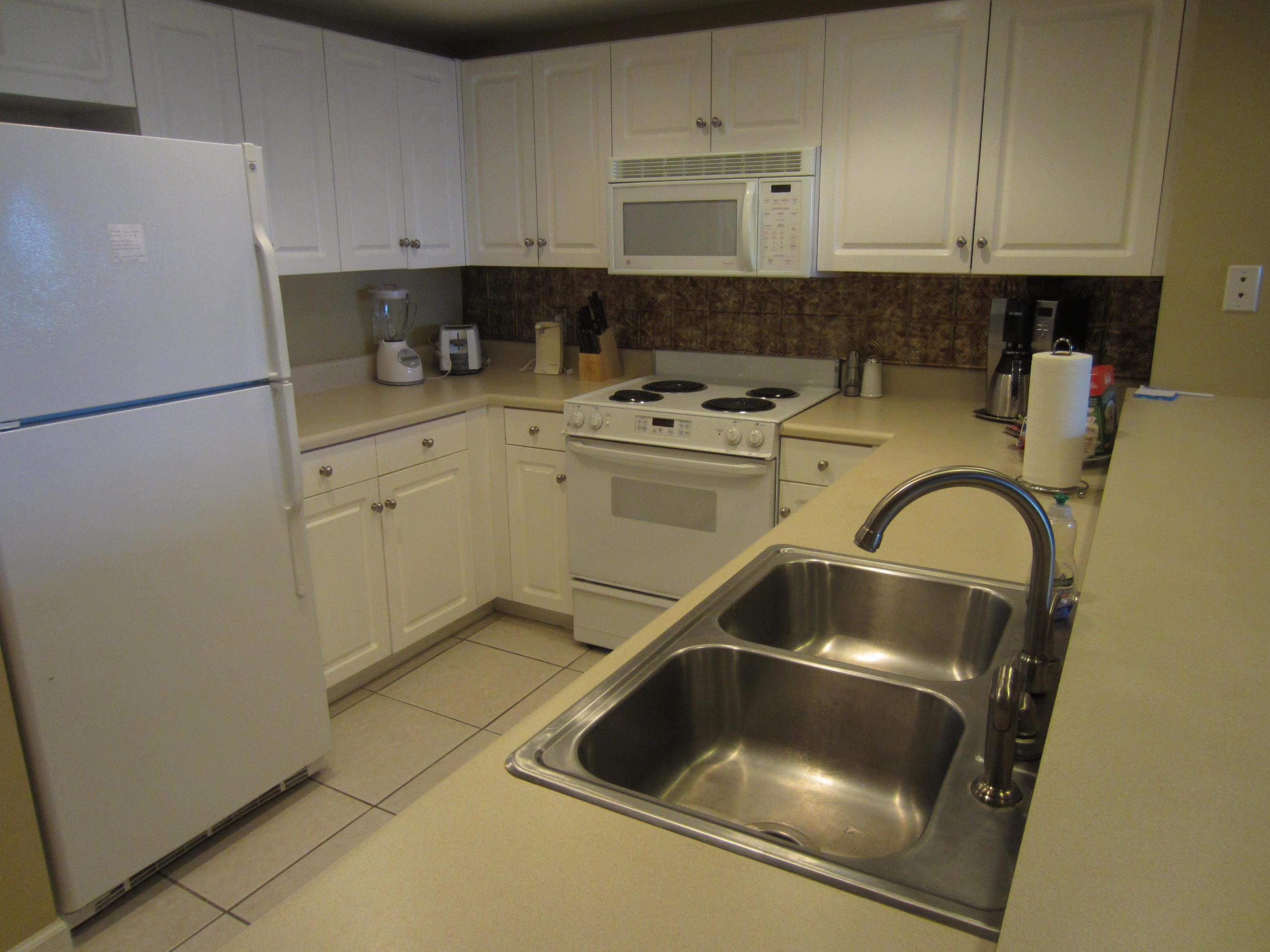 STERLING SHORES - Residential