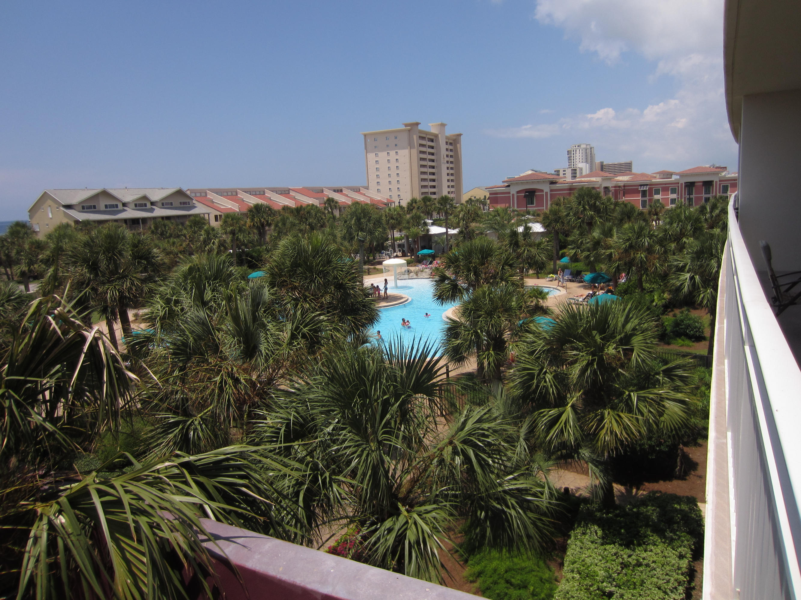 STERLING SHORES - Residential