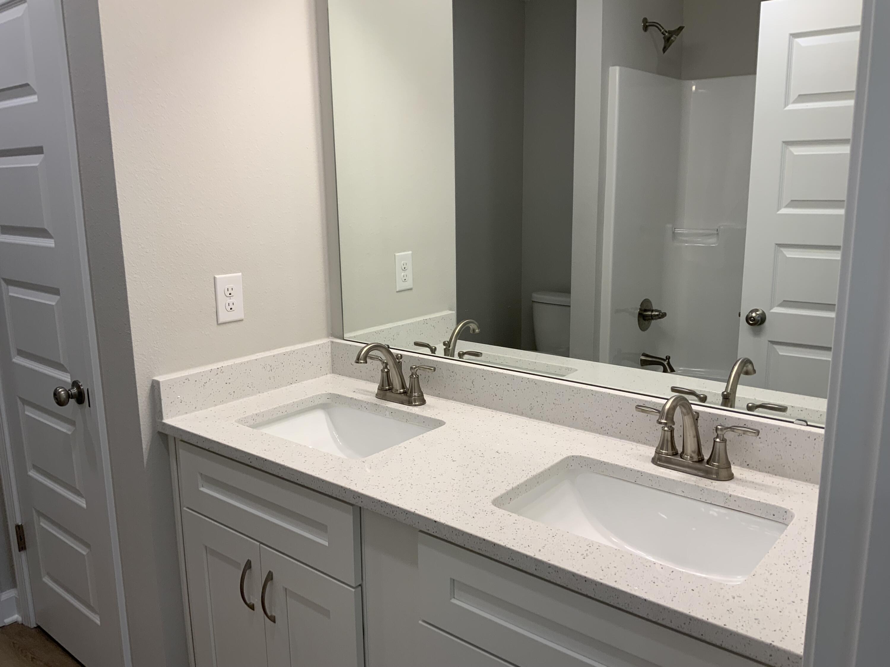 GARDEN CITY - Residential