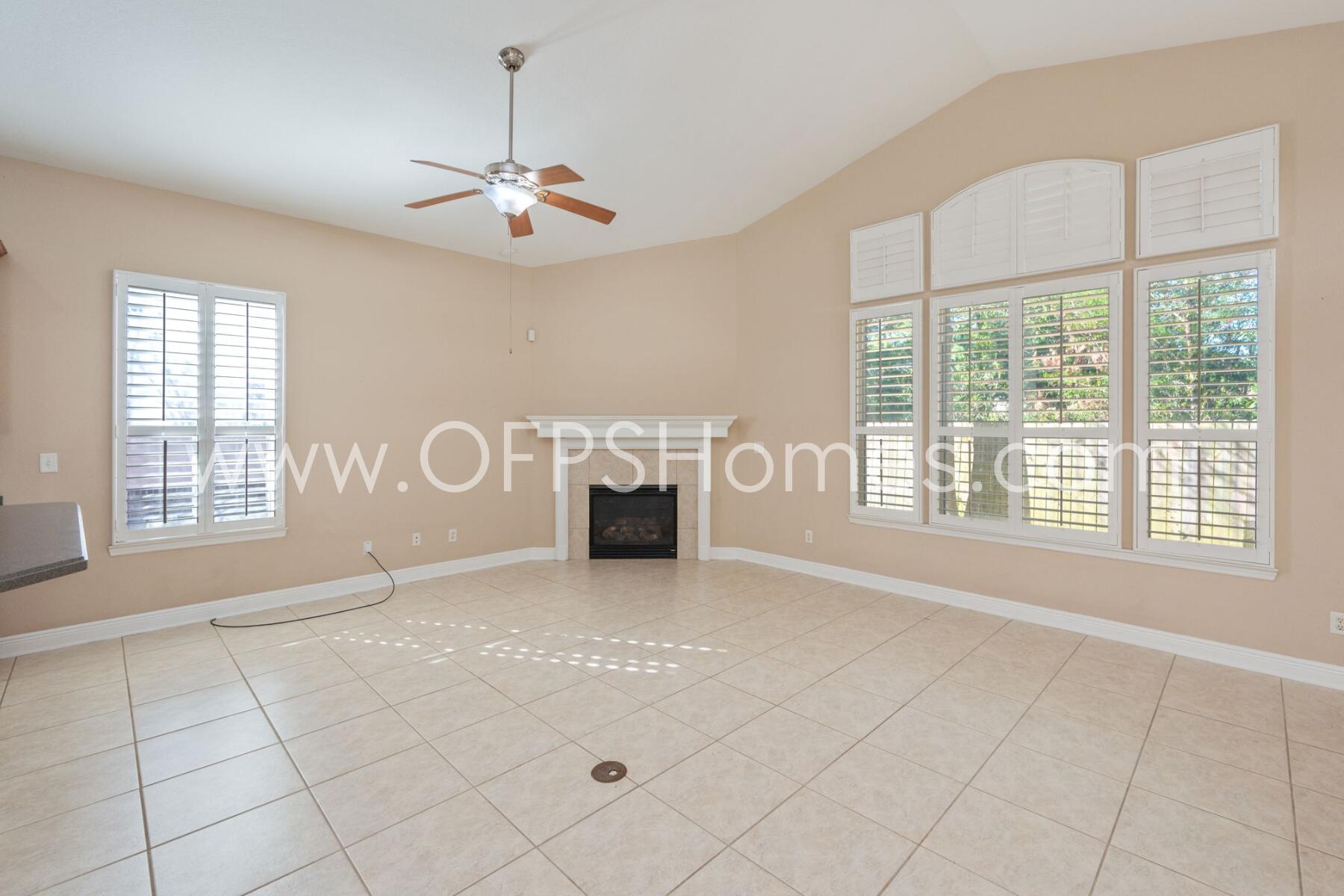 NEWPORT S/D - Residential Lease