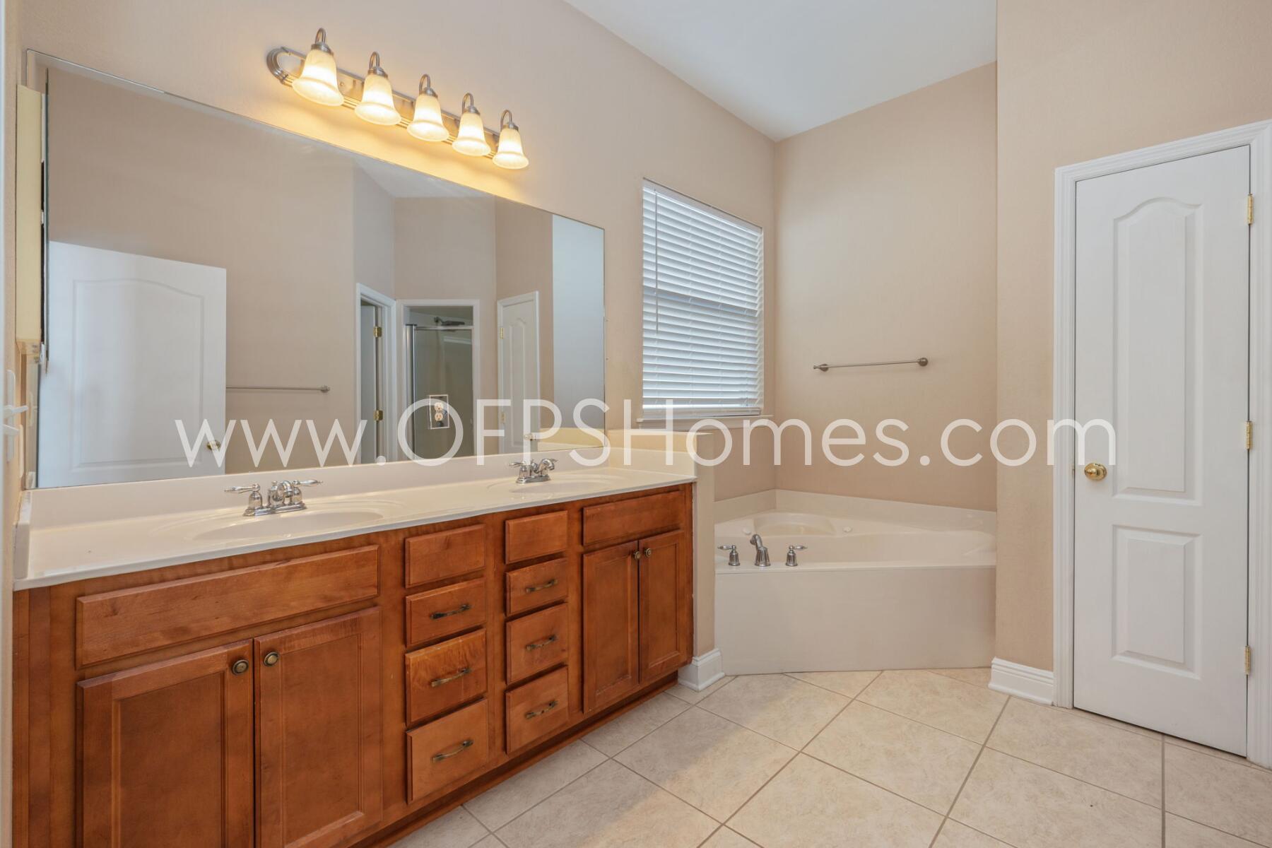 NEWPORT S/D - Residential Lease