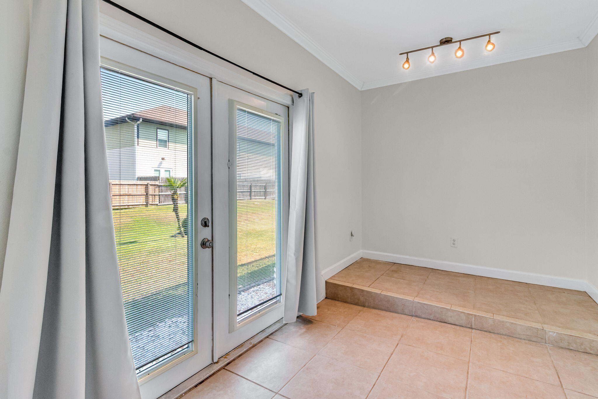 DESTIN RACQUET CLUB T/H - Residential Lease