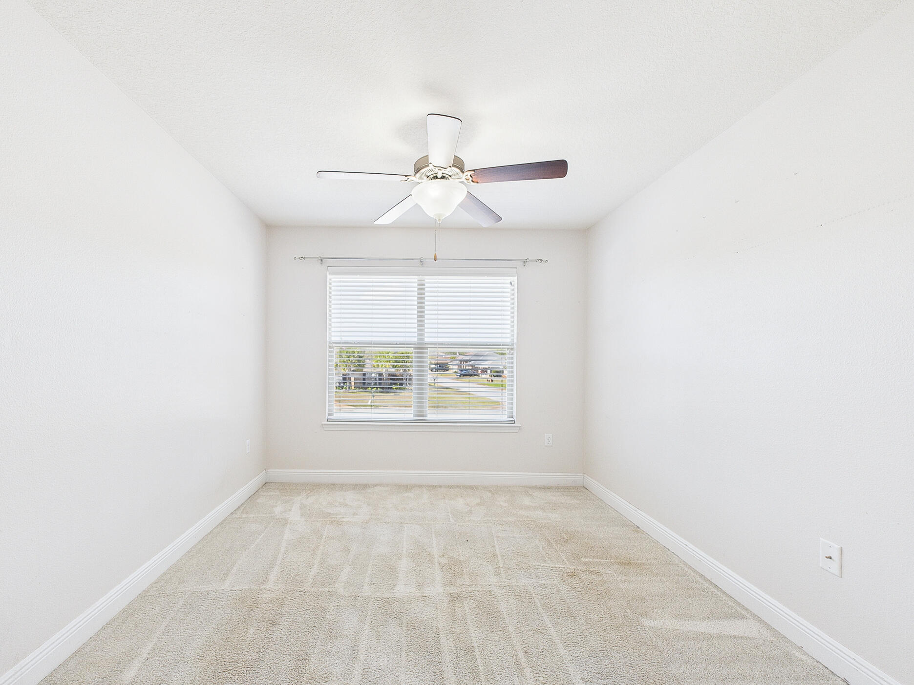 CREETWOOD VILLAGE - Residential