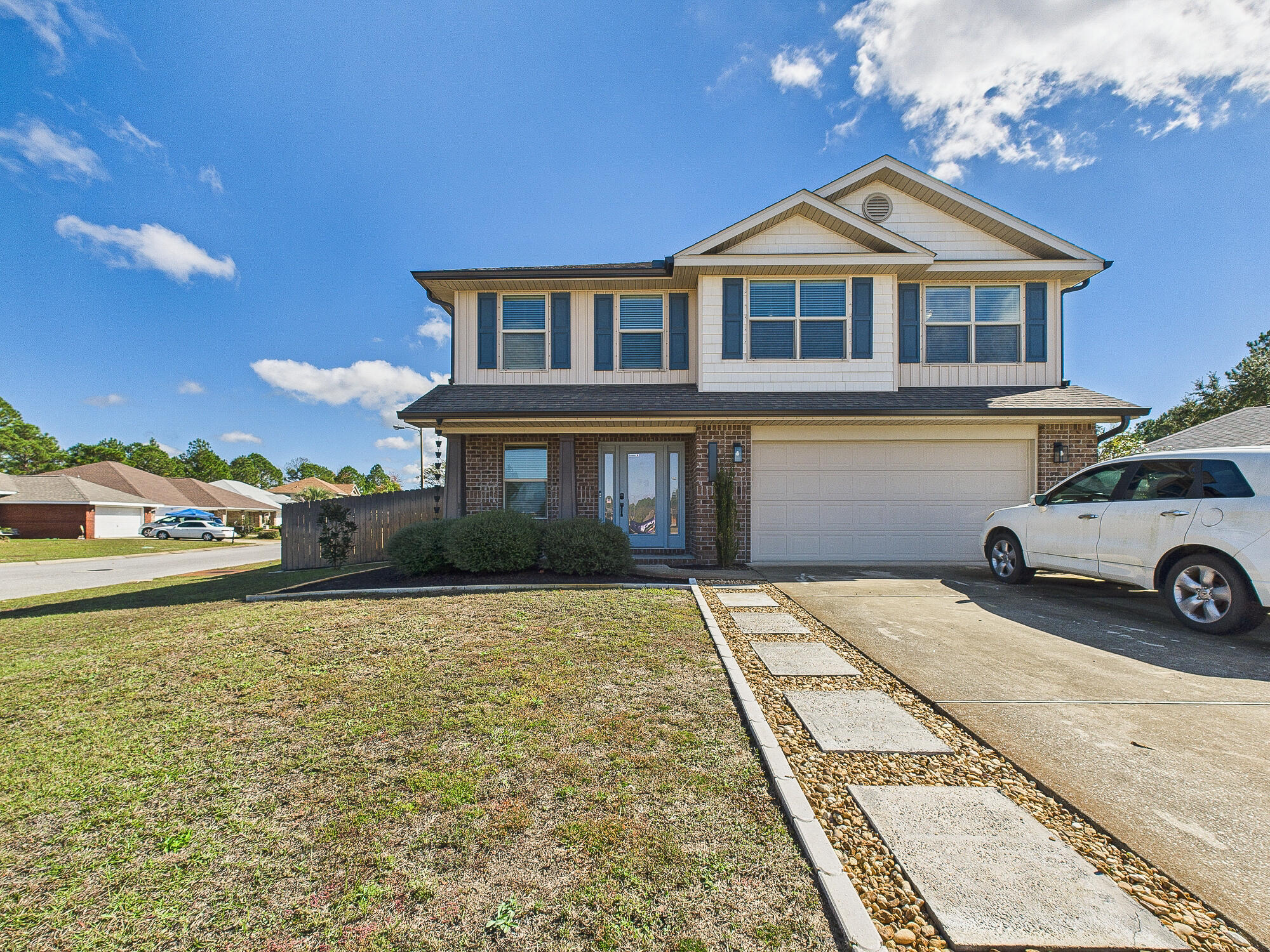 CREETWOOD VILLAGE - Residential