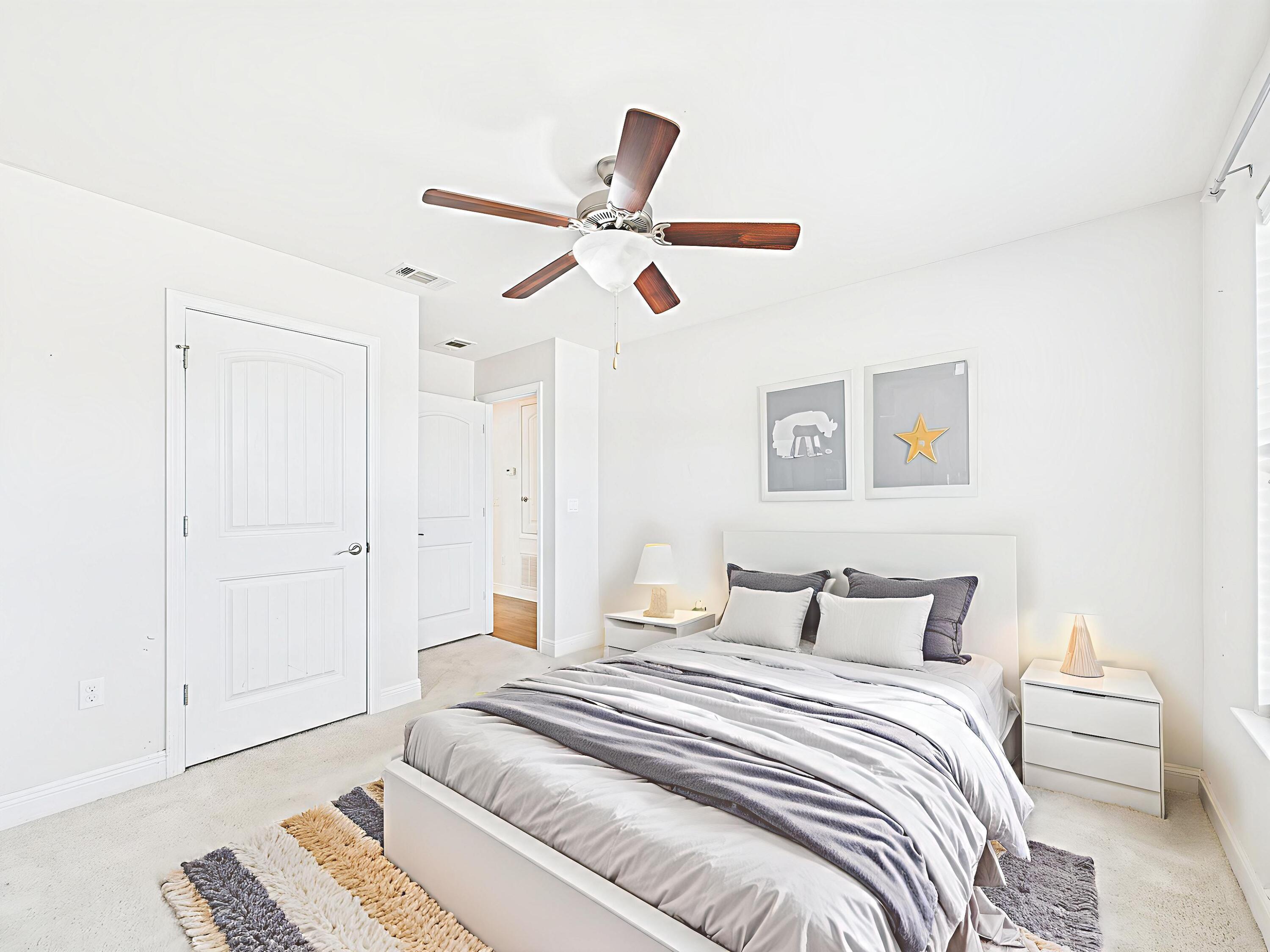 CREETWOOD VILLAGE - Residential