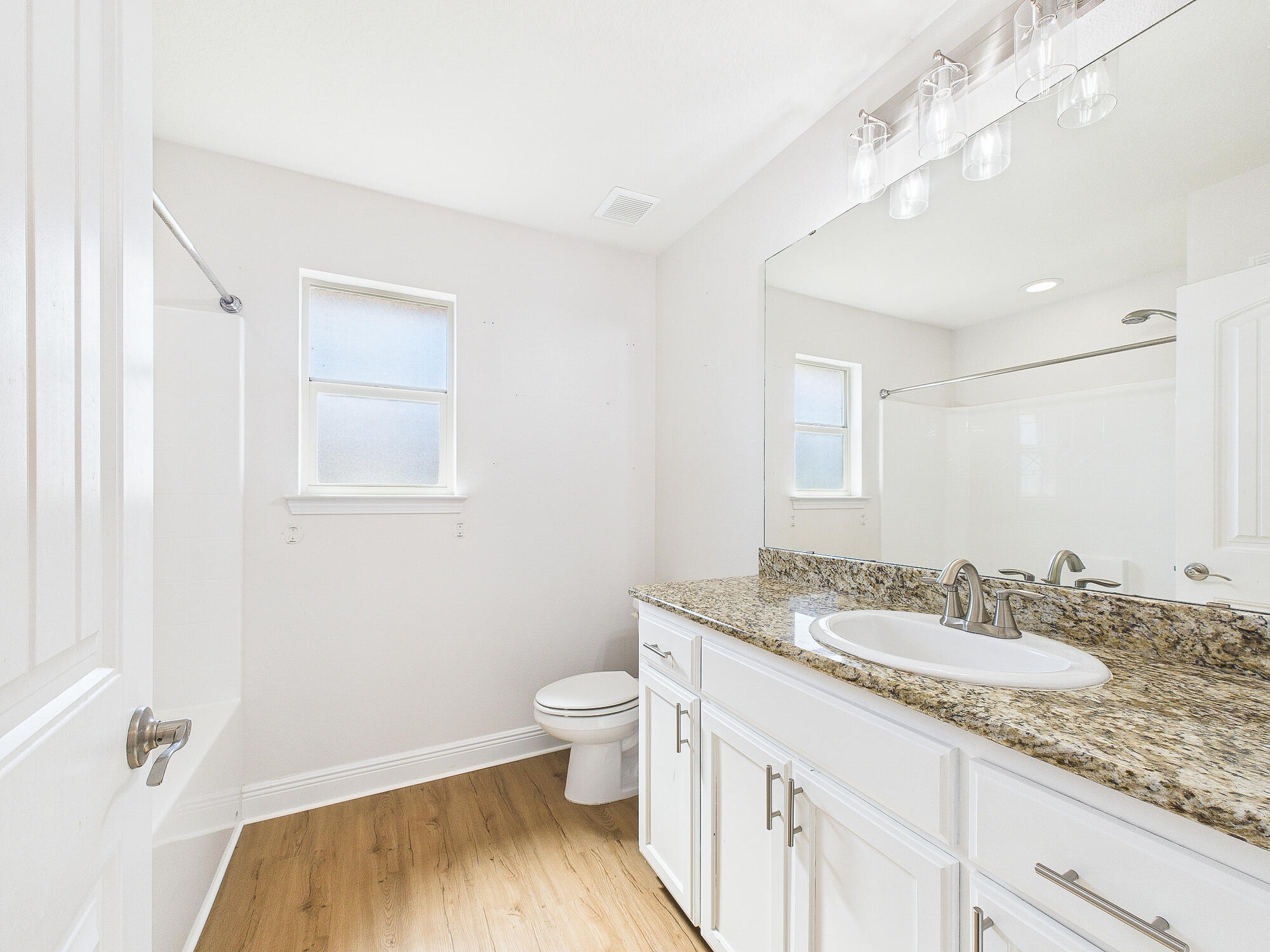 CREETWOOD VILLAGE - Residential