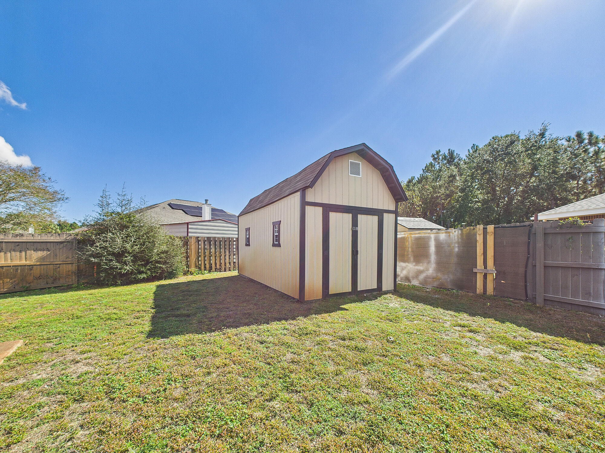 CREETWOOD VILLAGE - Residential