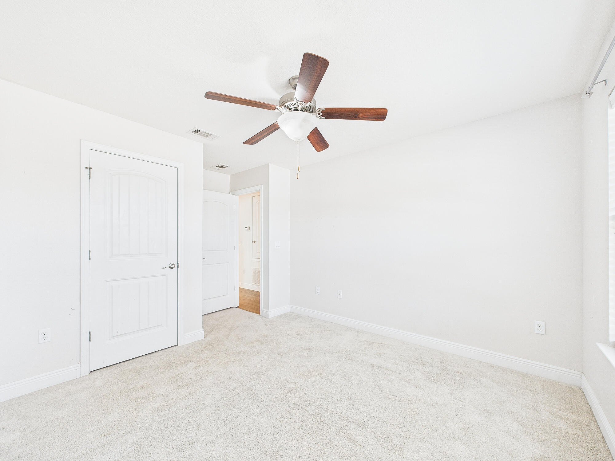 CREETWOOD VILLAGE - Residential