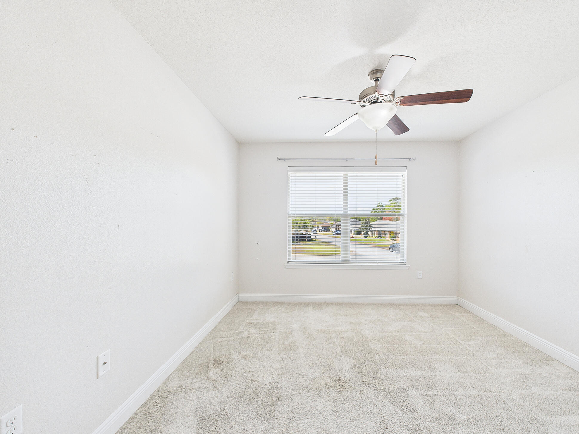 CREETWOOD VILLAGE - Residential