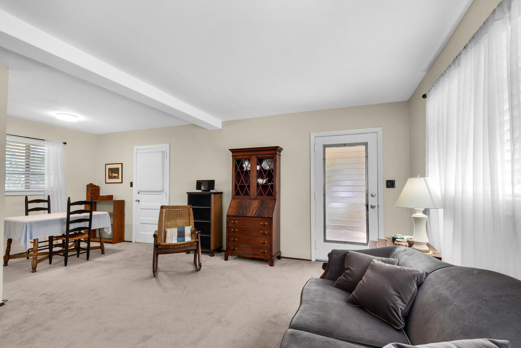 ELLIOTTS POINT 7TH ADDN - Residential