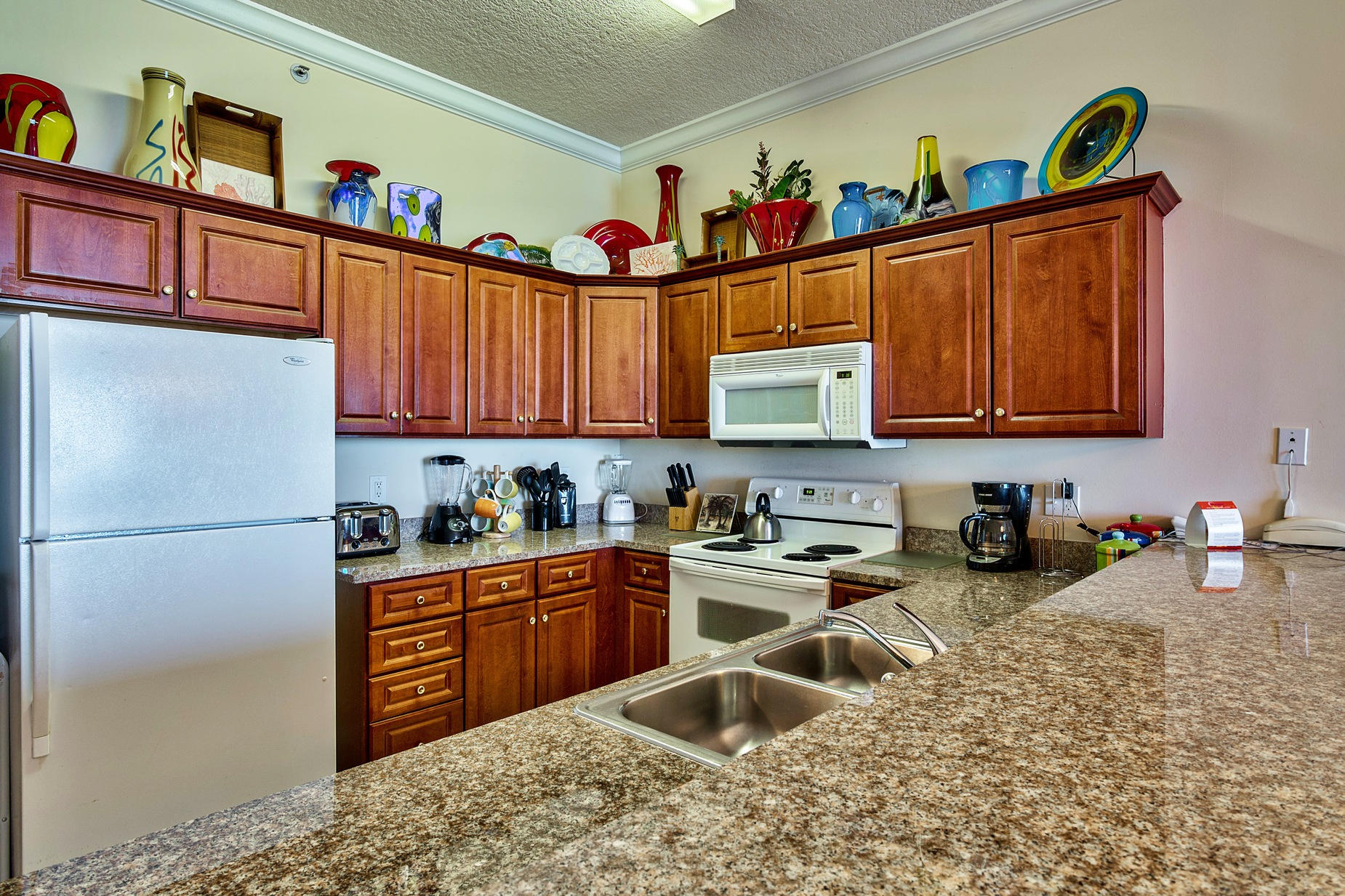 OCEAN VILLA CONDO - Residential