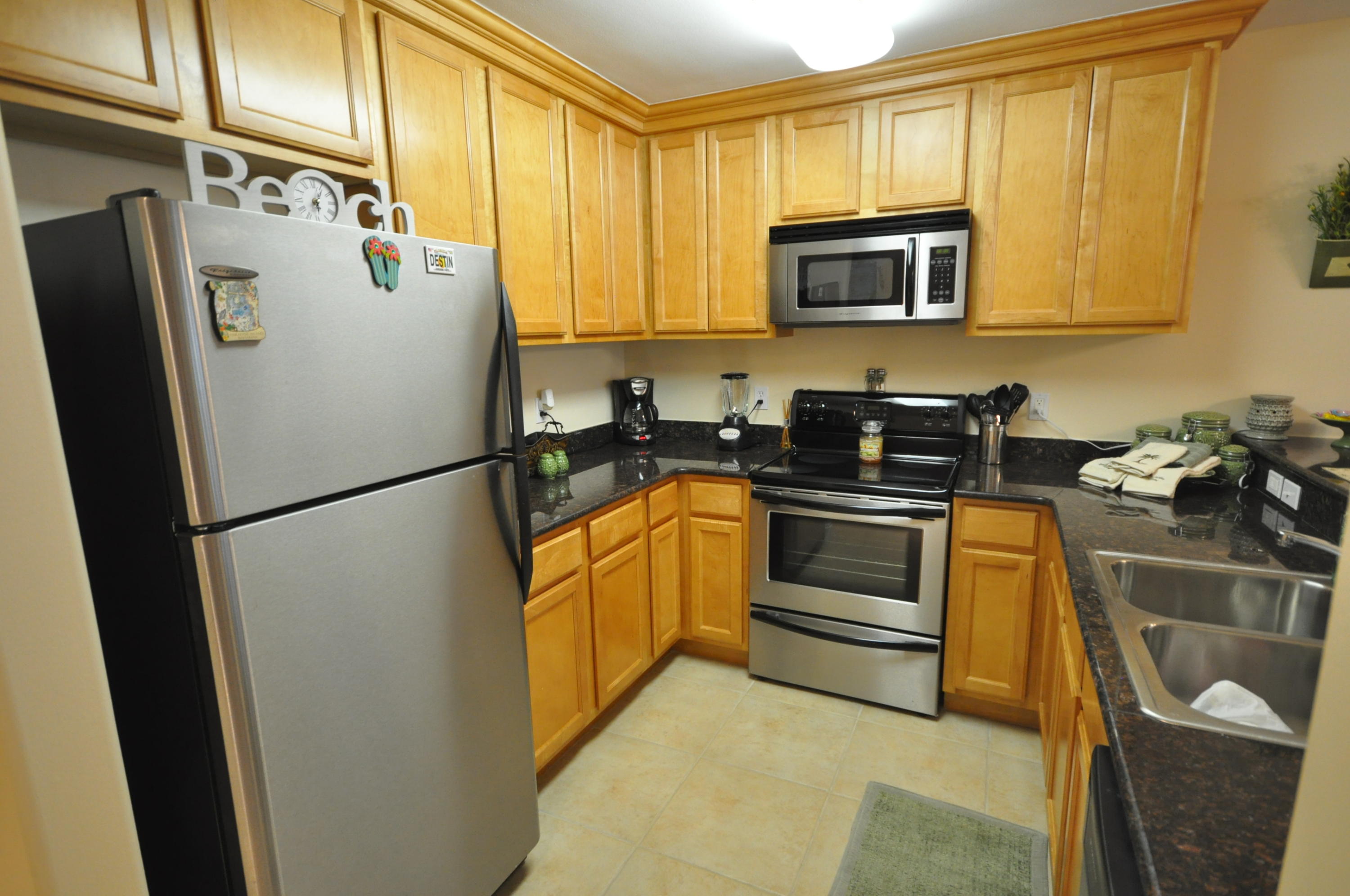 OLD BAY CONDO - Residential