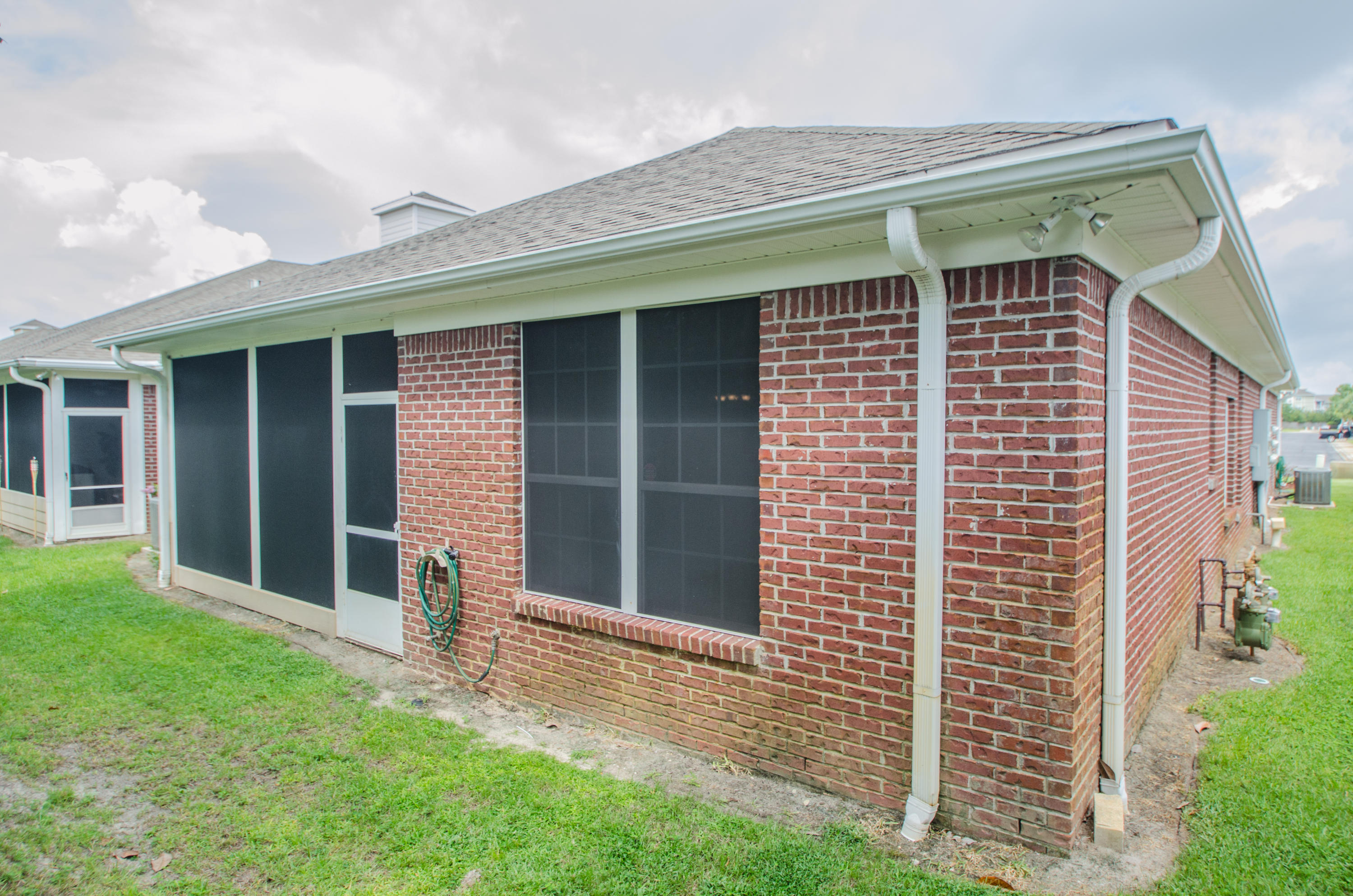 DIAMOND LAKES - Residential