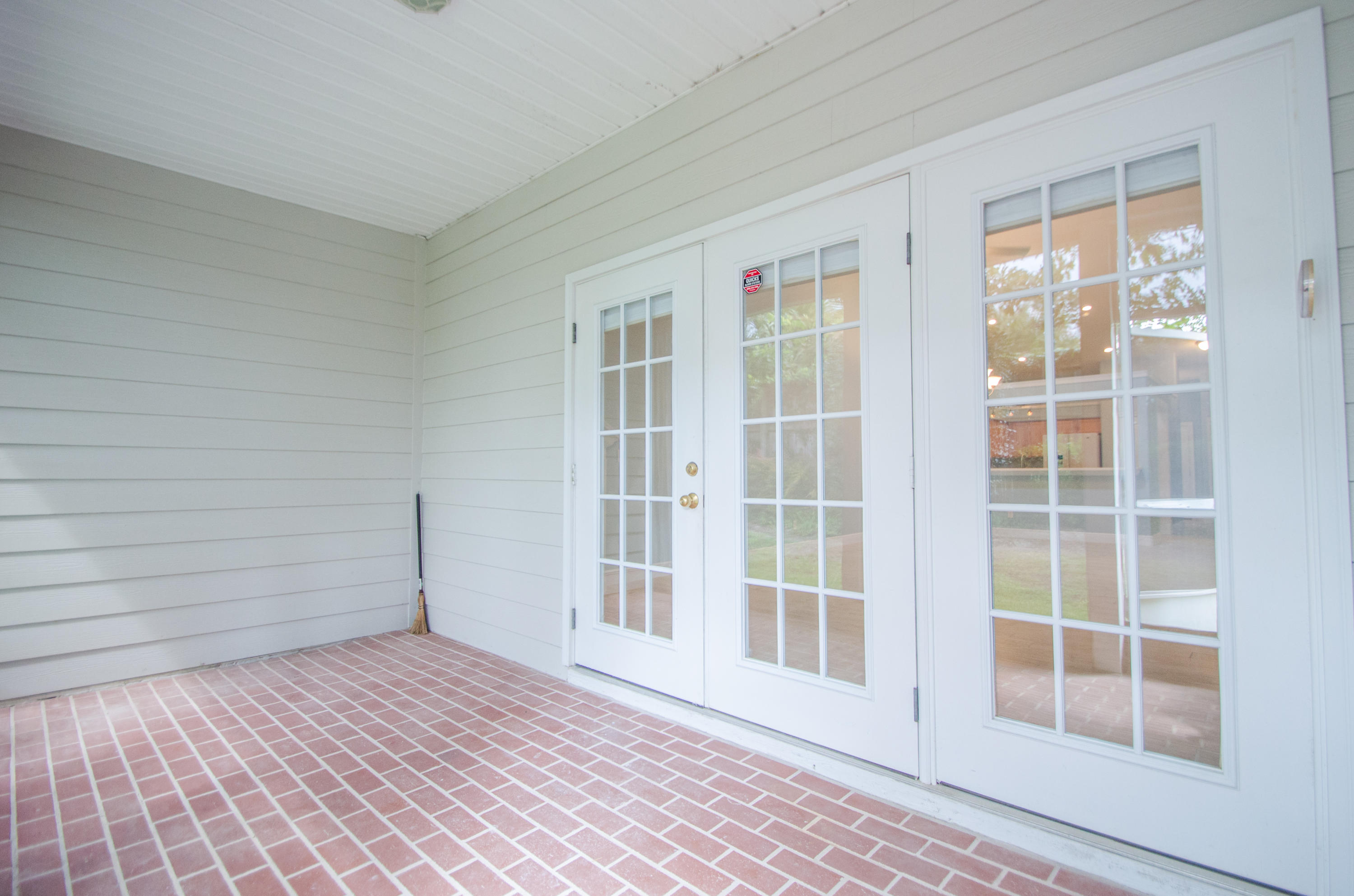 DIAMOND LAKES - Residential