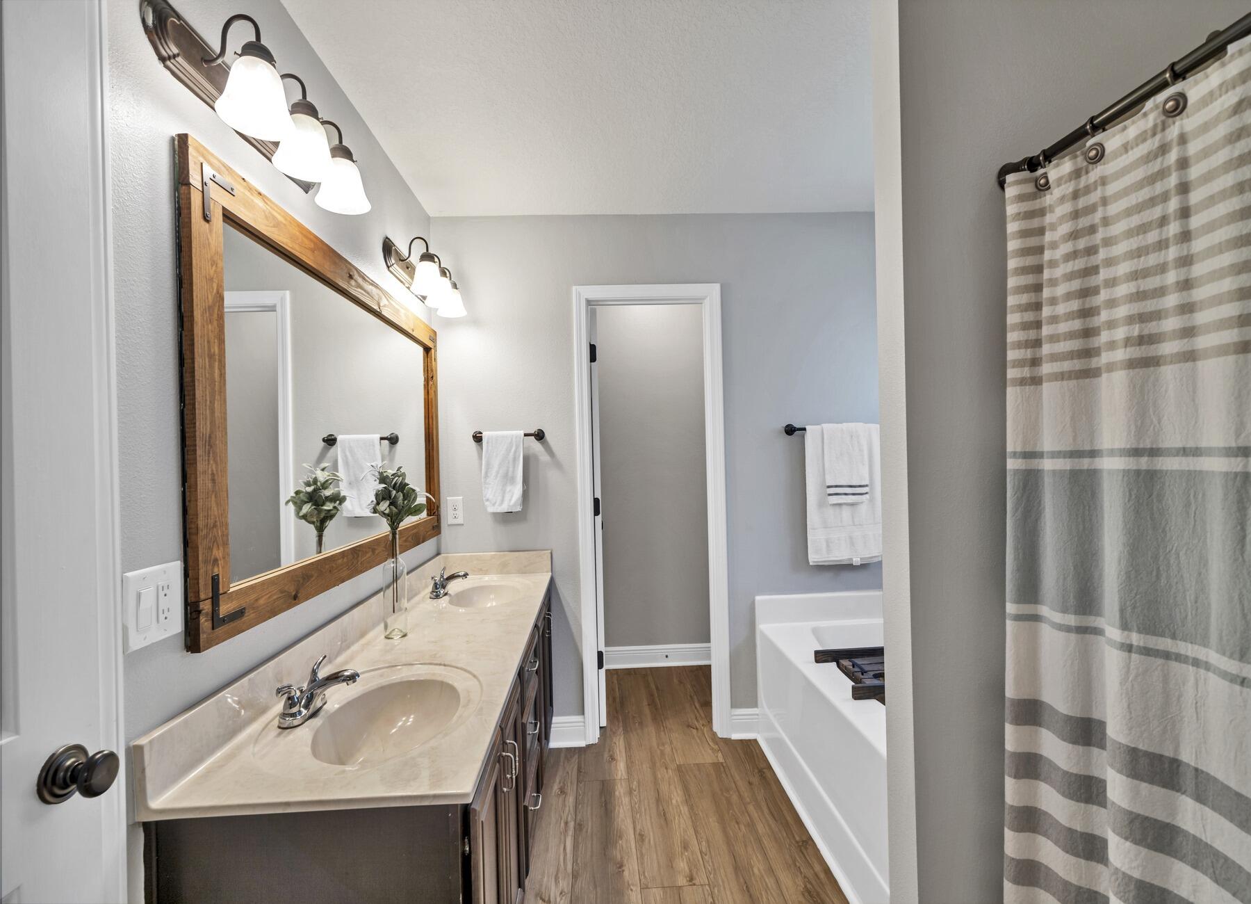 Duncan Ridge First Addition - Residential