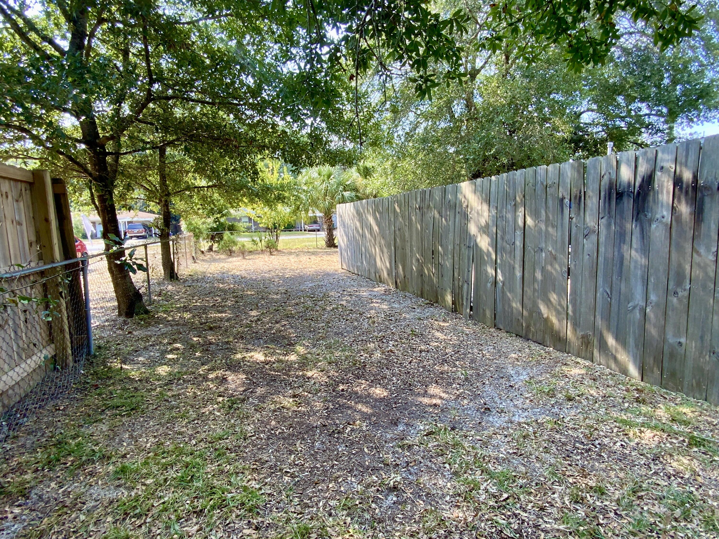 RE S/D RACE TRACK RD - Residential